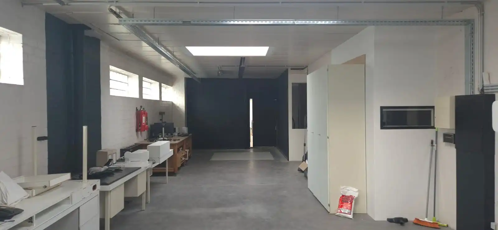  Ruim kantoor met parking en gemeenschappelijke voorzieningen  foto 6