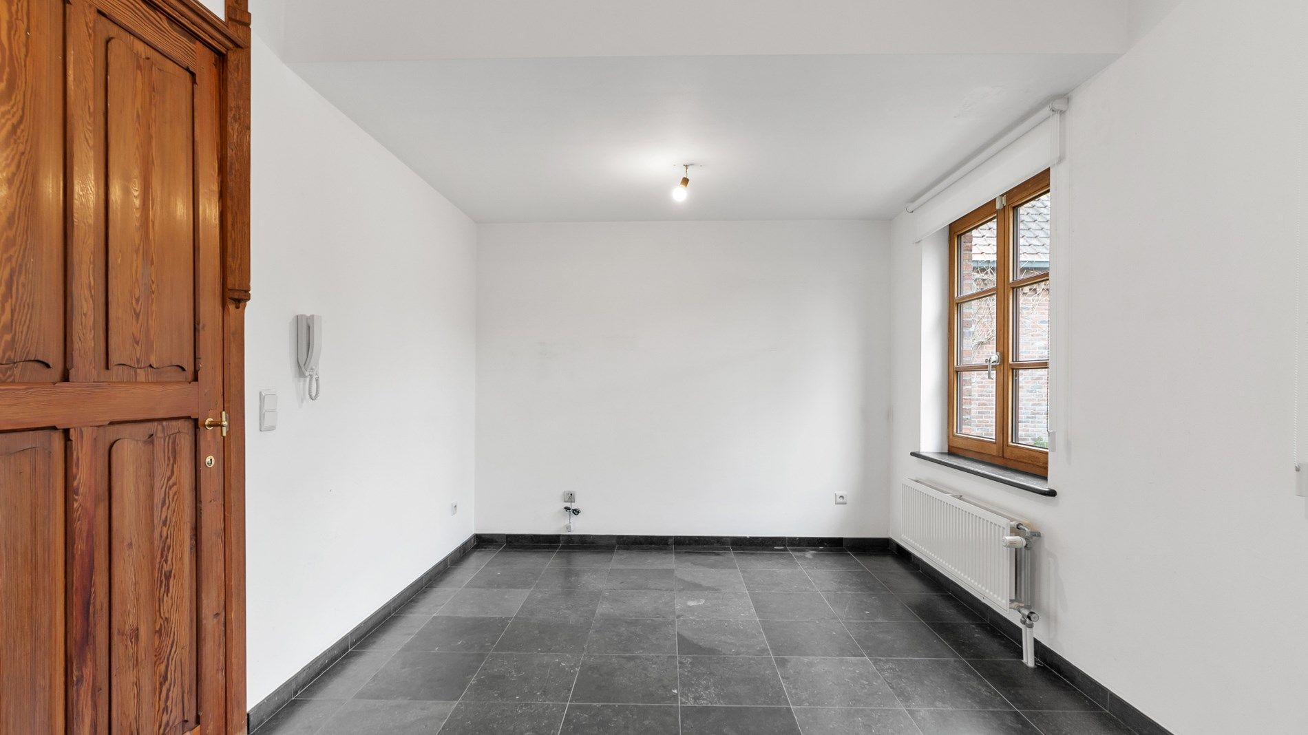 Zeer degelijk gebouwde woning met 3/5 slpks in een doodlopende straat in het centrum ! foto 16