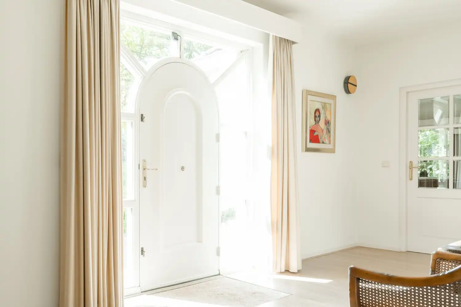 Mooie prachtige gelijkvloerse villa in de gegeerde villawijk Kollenberg te Achel! foto 2