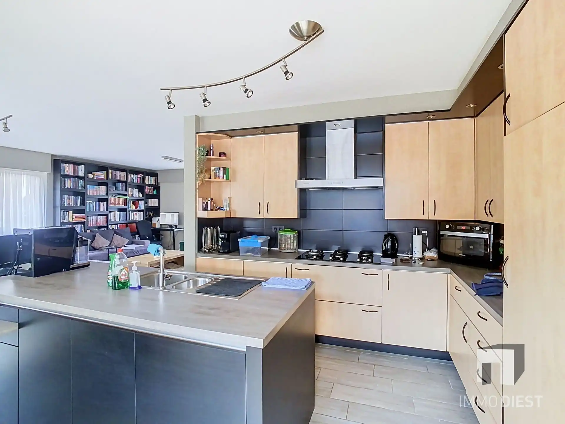 Unieke duurzame woning met 5 slaapkamers foto 10
