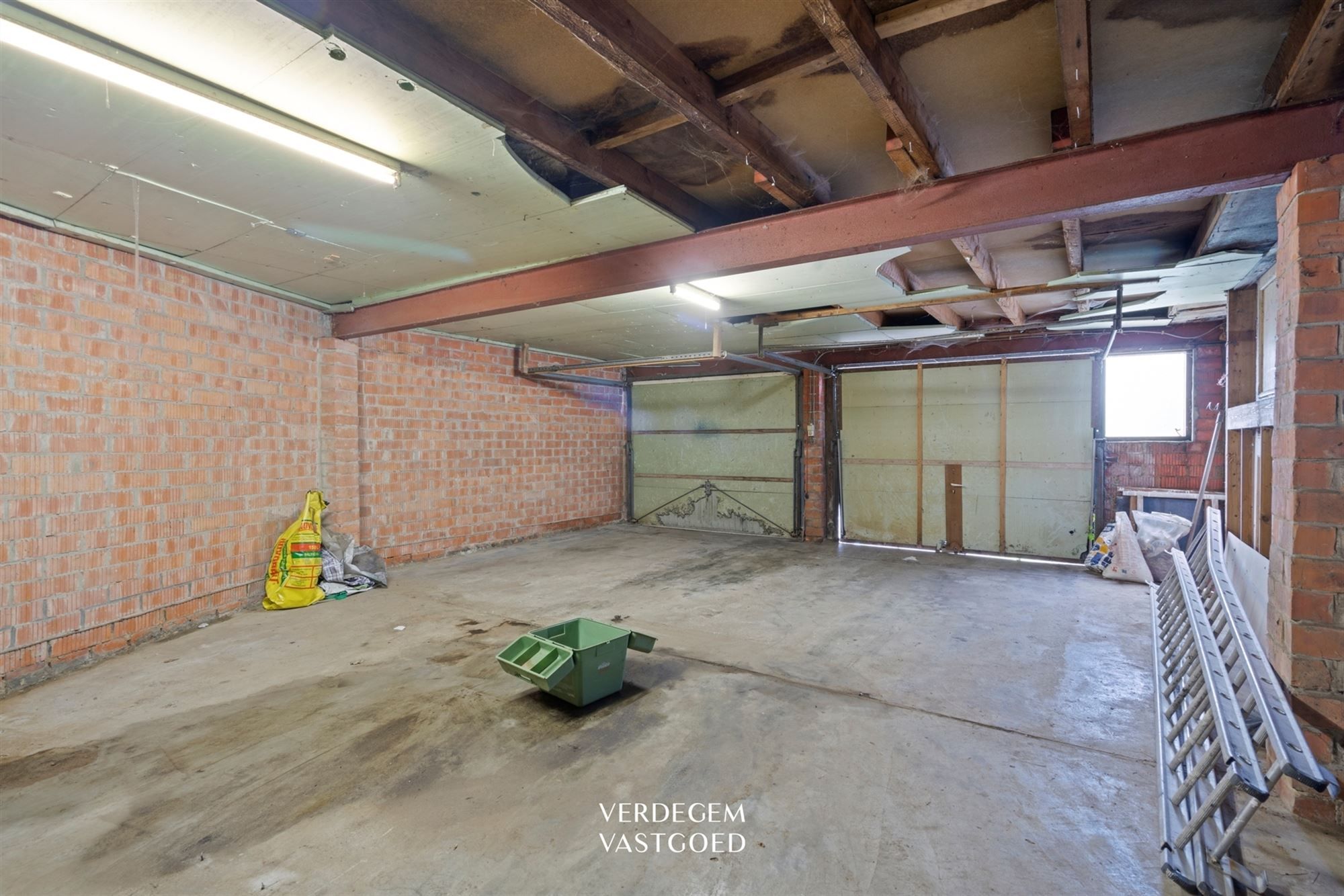 Knusse woning met 4 slaapkamers, grote tuin en atelier/garage van 169m² foto 19