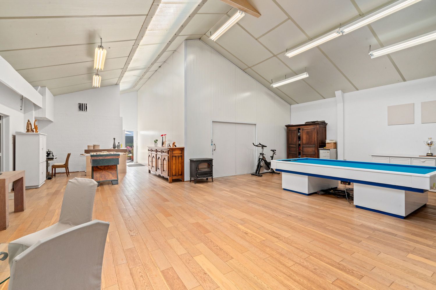 Alleenstaande woning met atelier te Meulebeke. foto 18