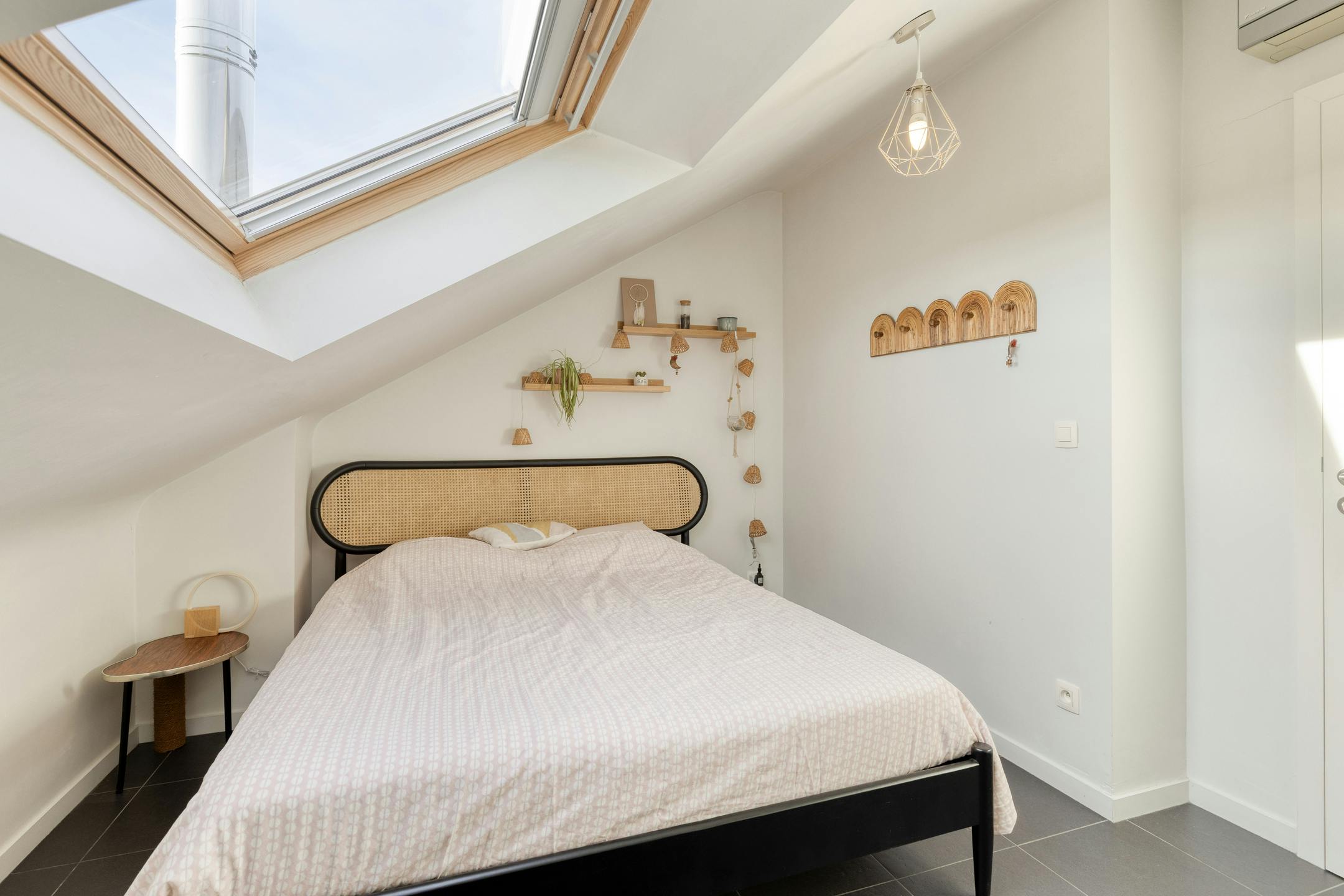 Gezellige duplex in het centrum van Grimbergen, met prachtig uitzicht, groot terras en parking! foto 13