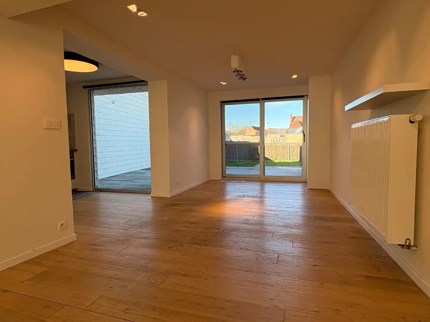 Hedendaagse woning met tuin en 1 slaapkamer te Heule. foto 3