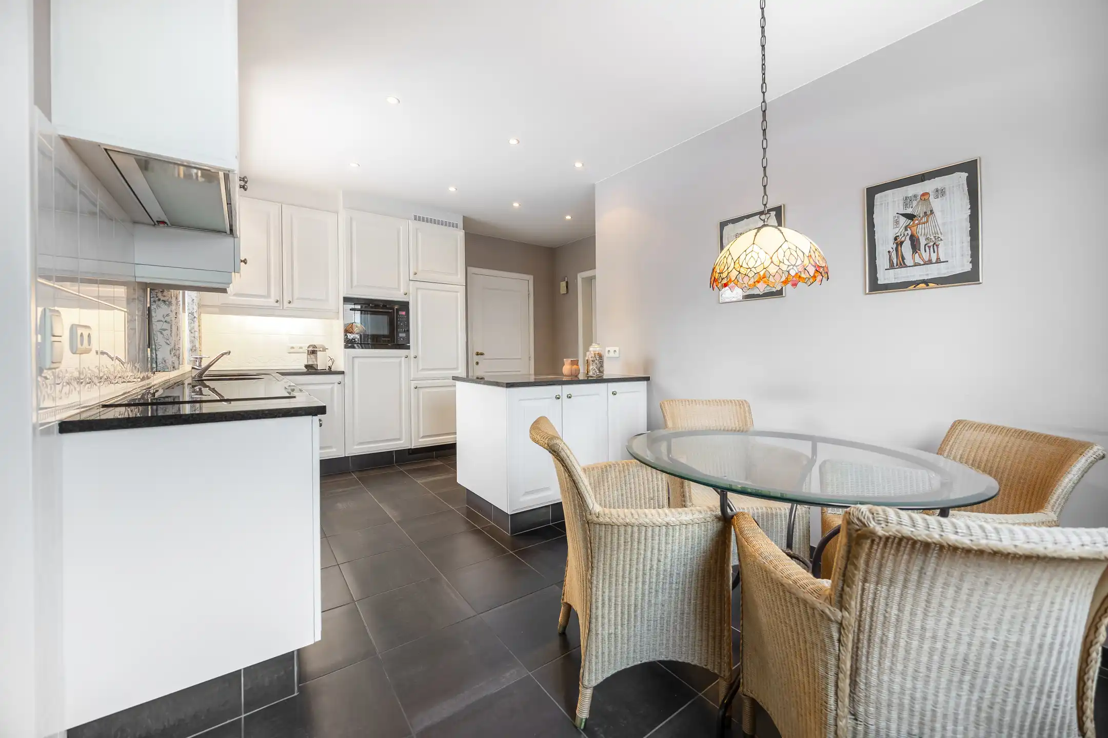 Charmante woning op een toplocatie foto 14