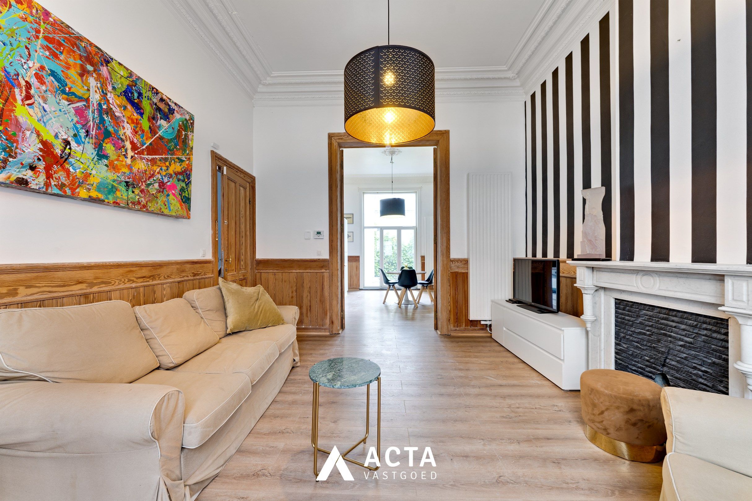 Gerenoveerde herenwoning met vier vergunde appartementen in hartje Oostende foto 4
