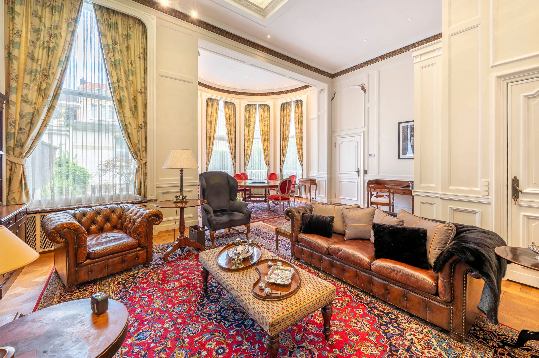 ANTWERPEN - Authentieke meesterwoning met vier garages foto 7