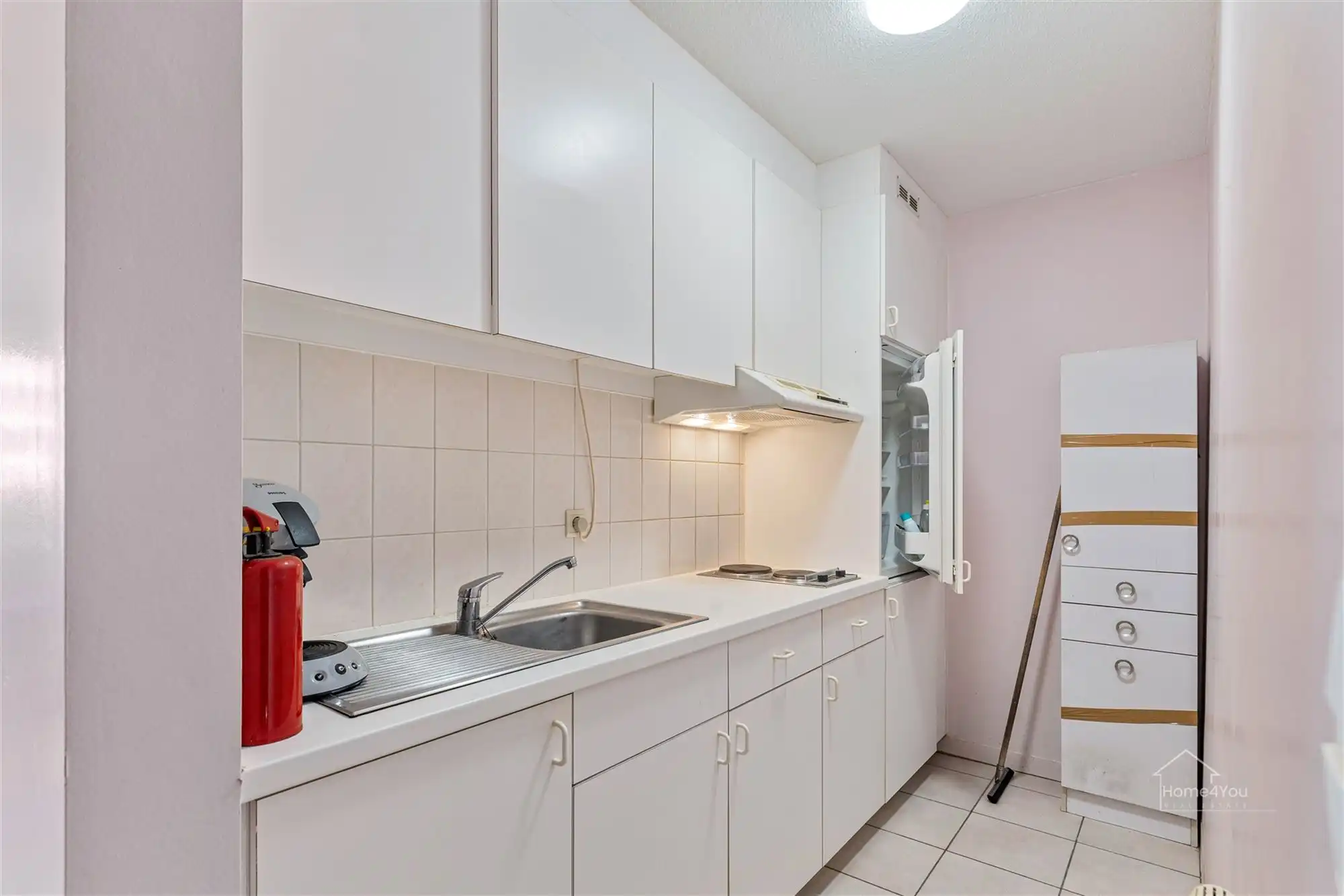 Instapklaar appartement met 1 slaapkamer op de Kustbaan te Sint-Idesbald! foto 8