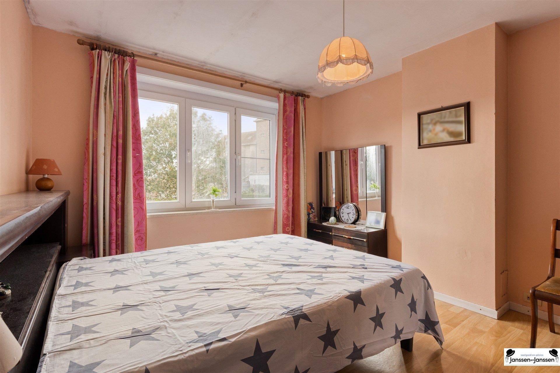 Op te frissen woning met 3 slaapkamers foto 17