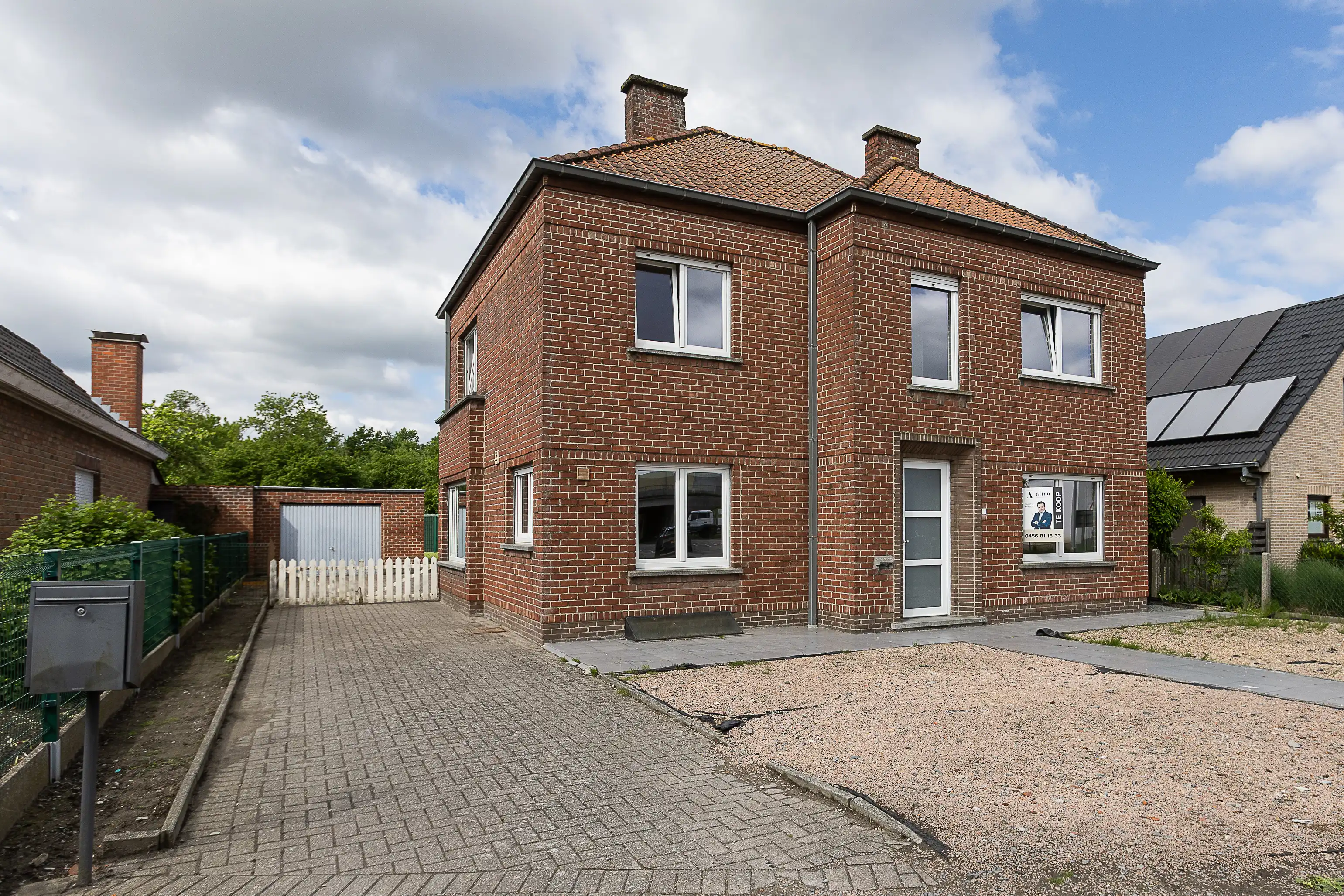 Charmant en verrassend ruim huis te koop in Aalter foto 23