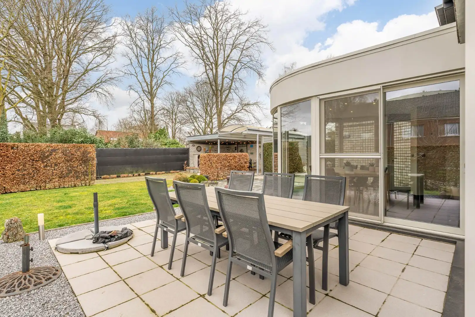 Ruime gezinswoning foto 23