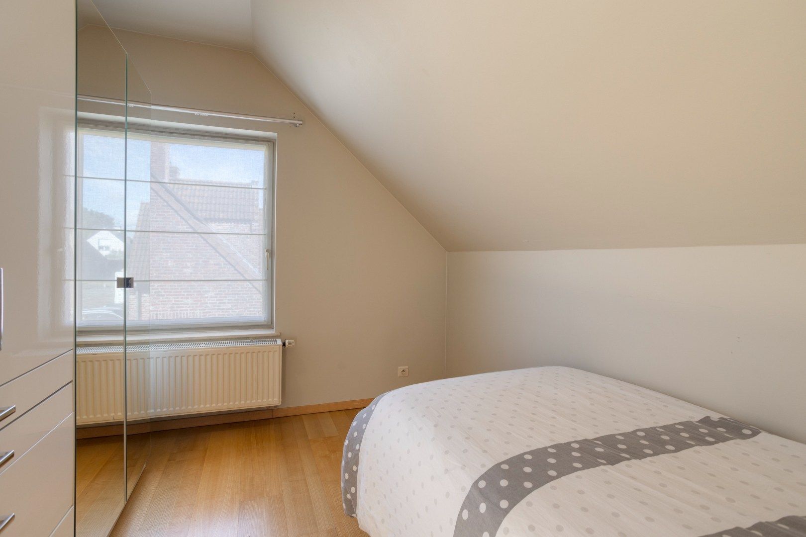 Prachtige open bebouwing met 3 slaapkamers in een rustige buurt! foto 17