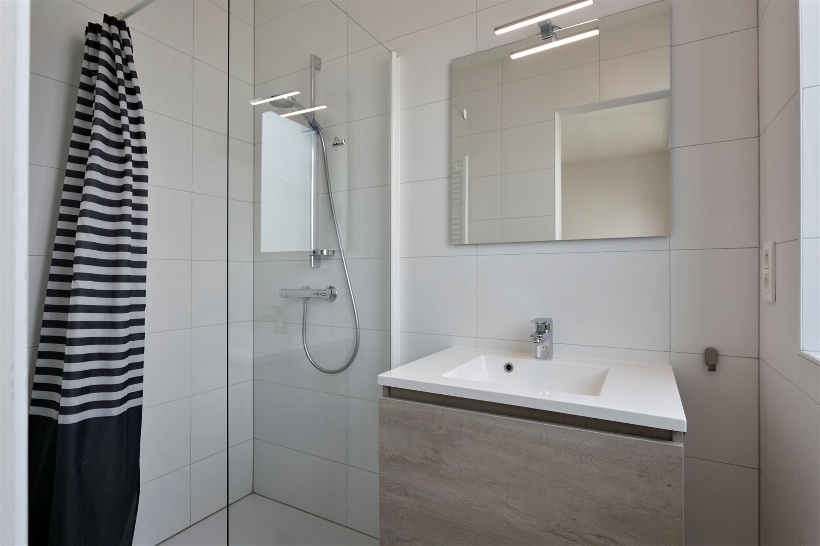 Appartement nabij het MAS  foto 8