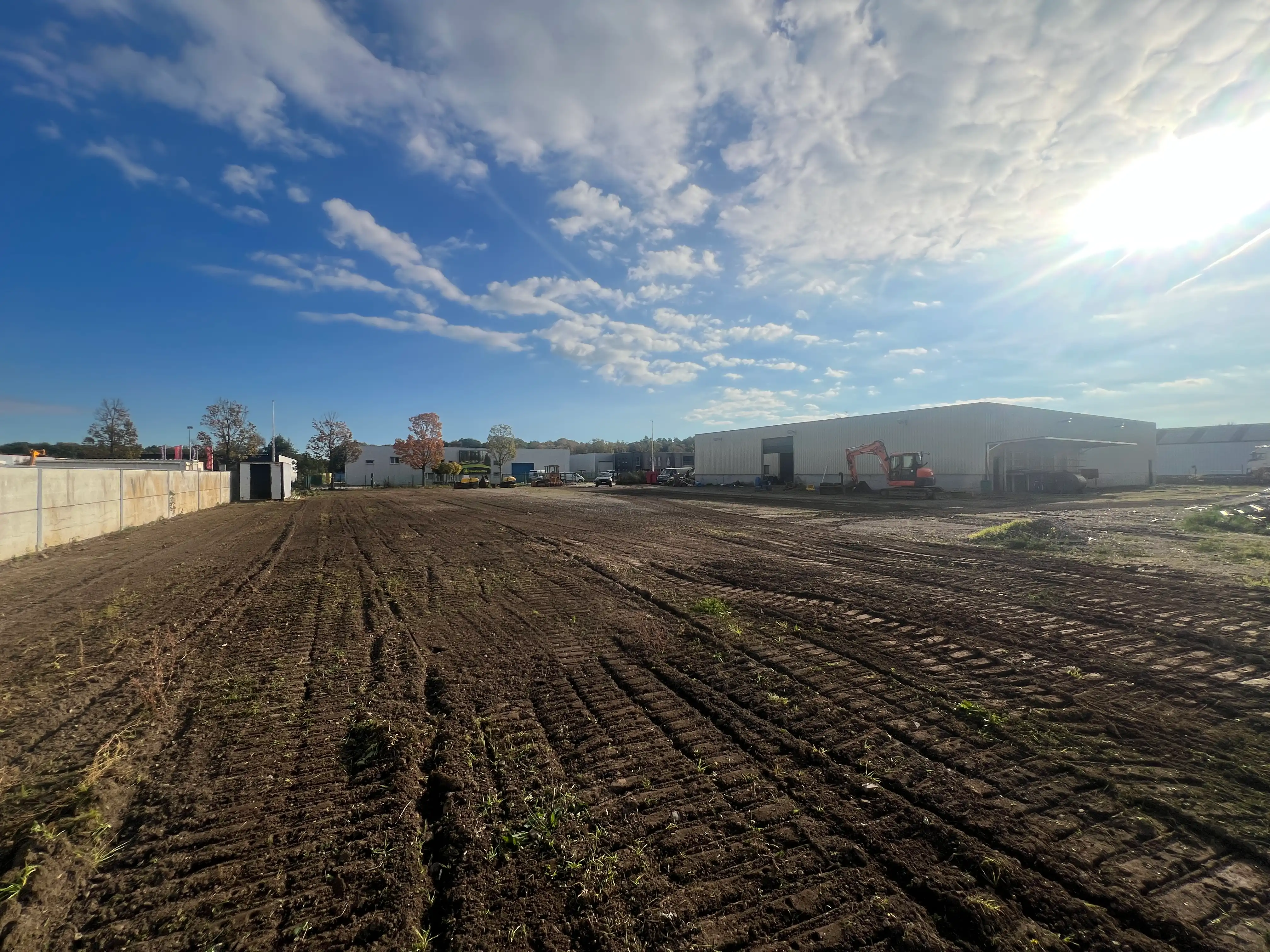 Bedrijfsgebouw te koop in Oudsbergen met buitenopslag foto 19