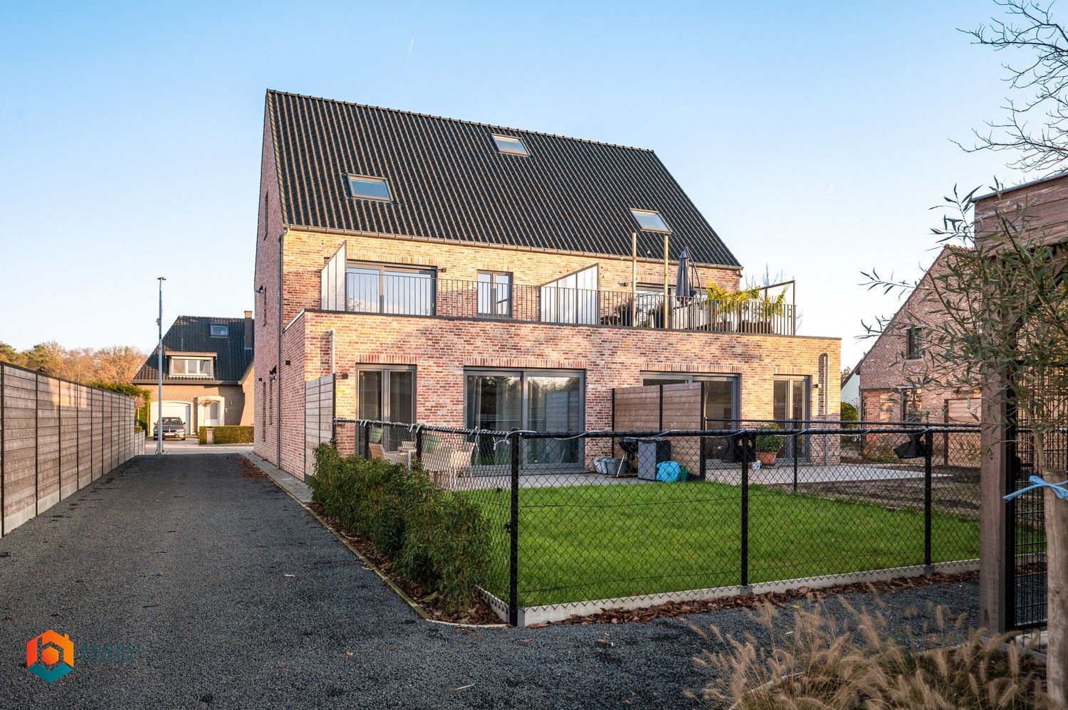 Recent app. met 1 slpkr en ruim terras te Grasheide foto 18