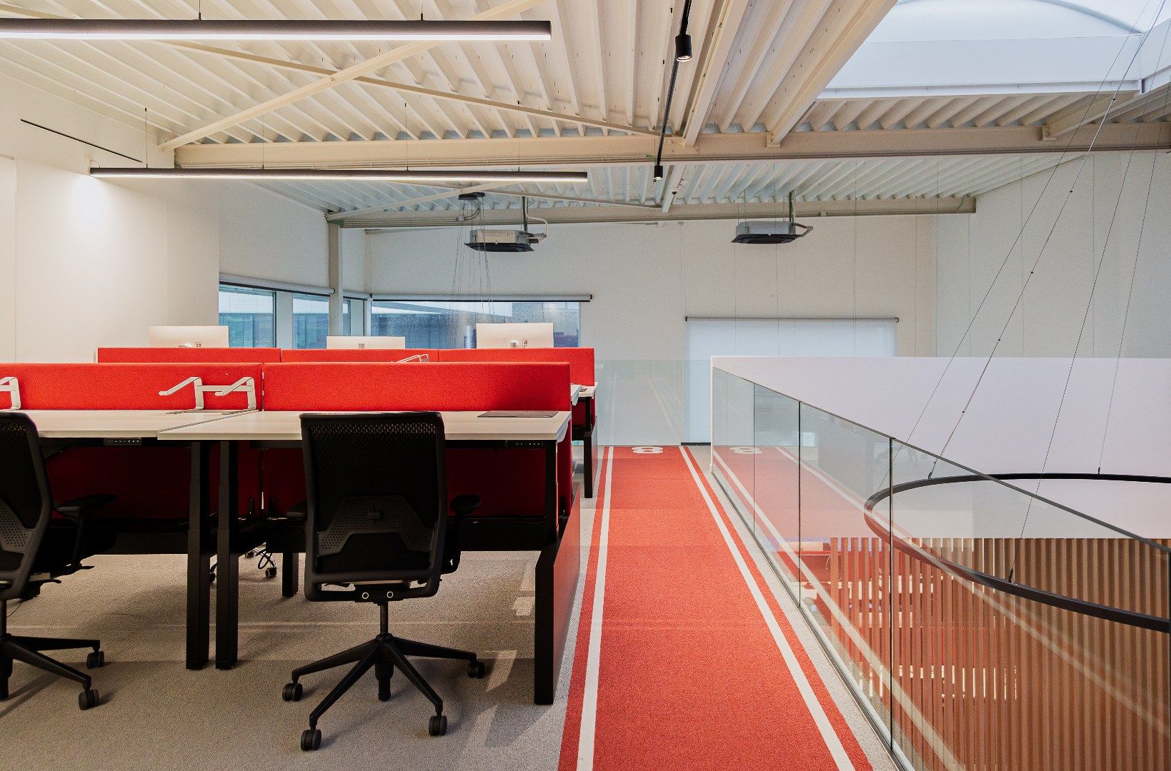 Kantoorgebouw op toplocatie  foto 22