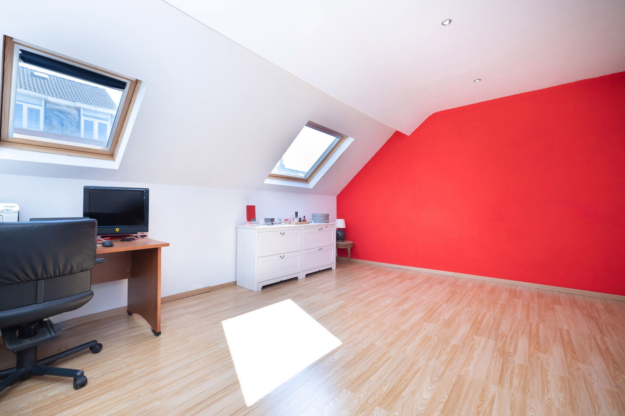 Charmant huis met 5 slaapkamers van ± 200 m² foto 21