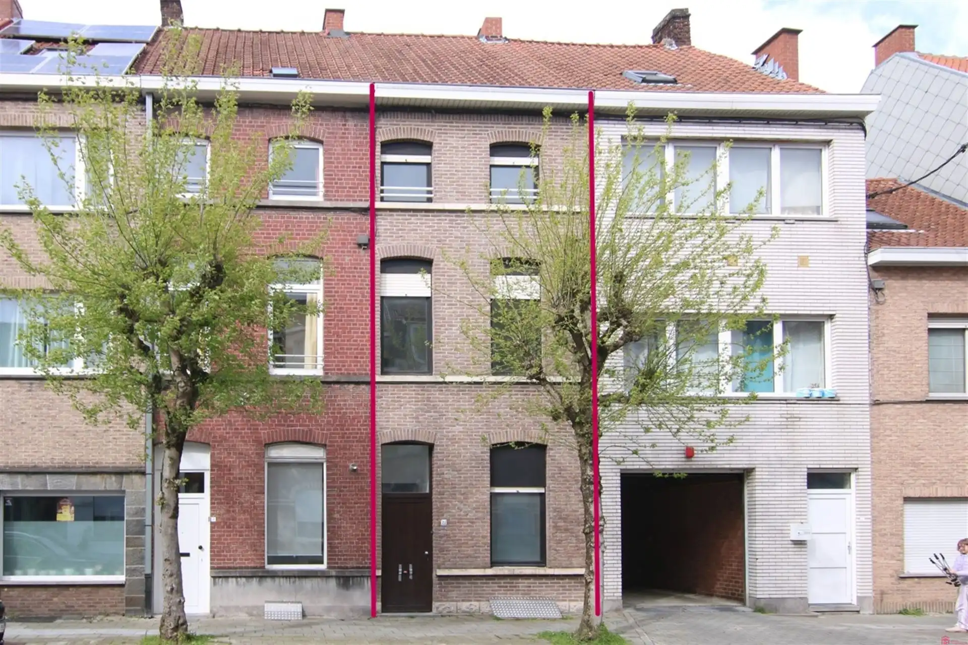 Hoofdfoto van de publicatie: Stadswoning in de St Janswijk te Kortrijk