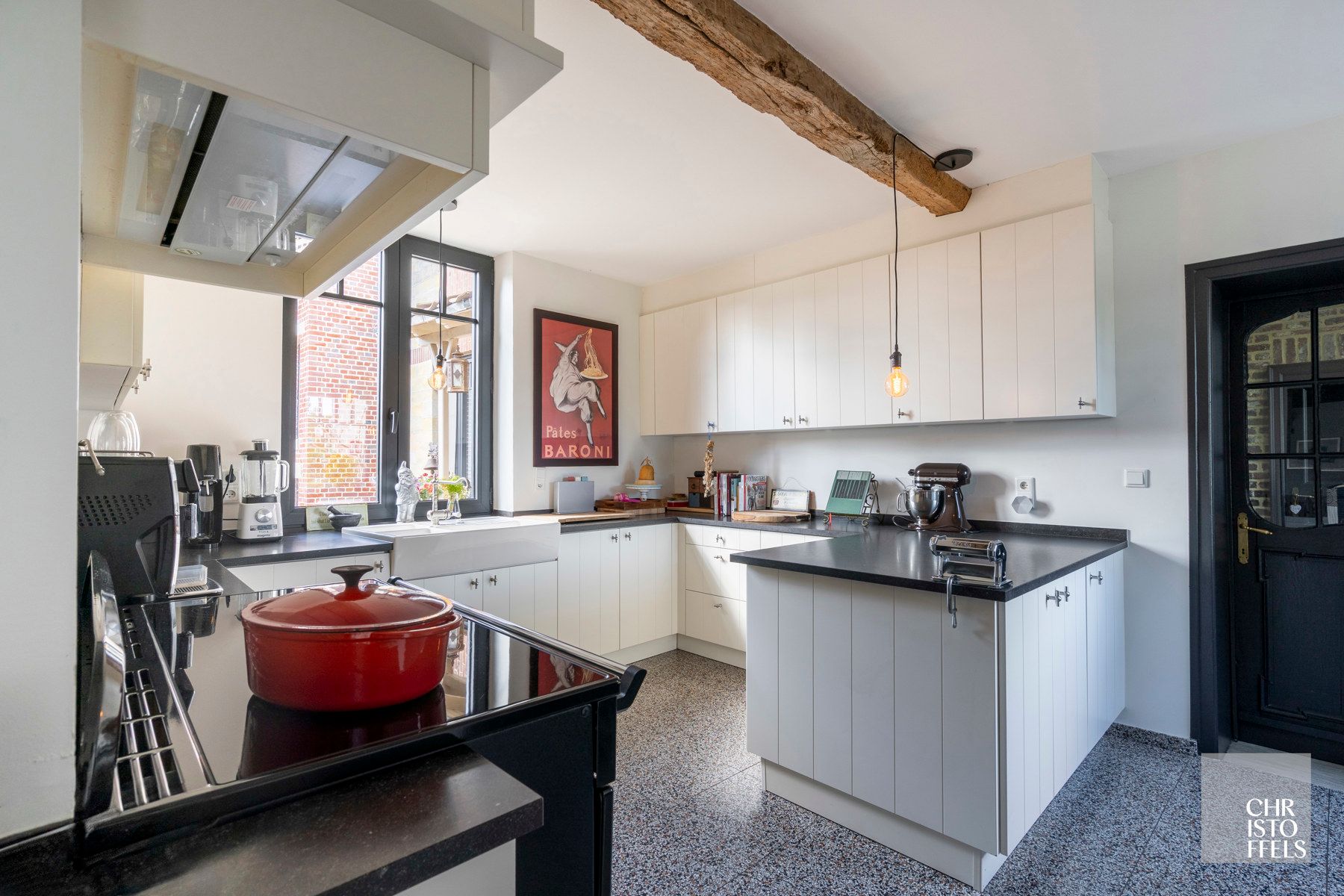 Charmante woning (236m²) in een rustige woonbuurt! foto 8