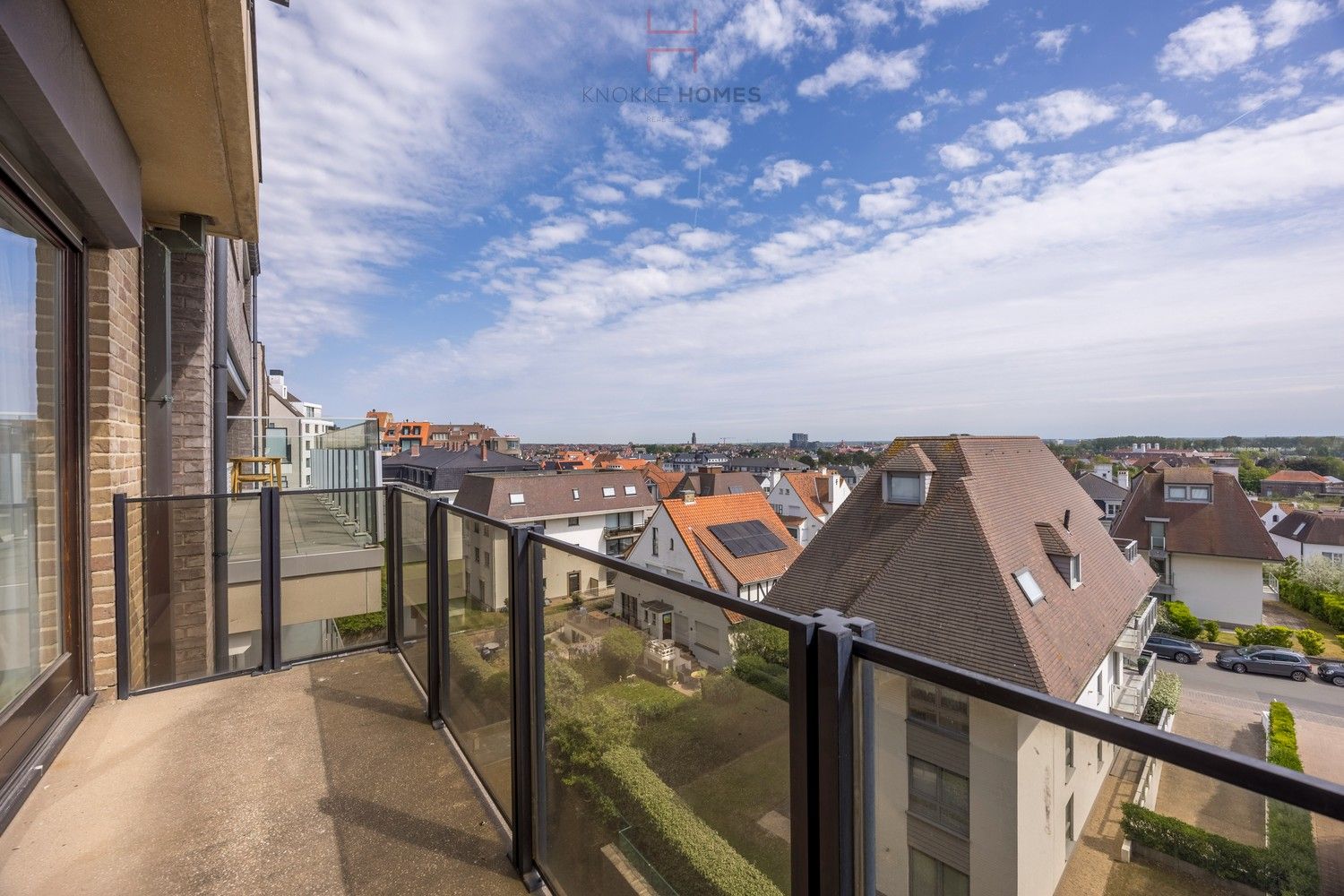 Luxueus gerenoveerd vakantie-appartement op de zeedijk aan het Albertstrand foto 18