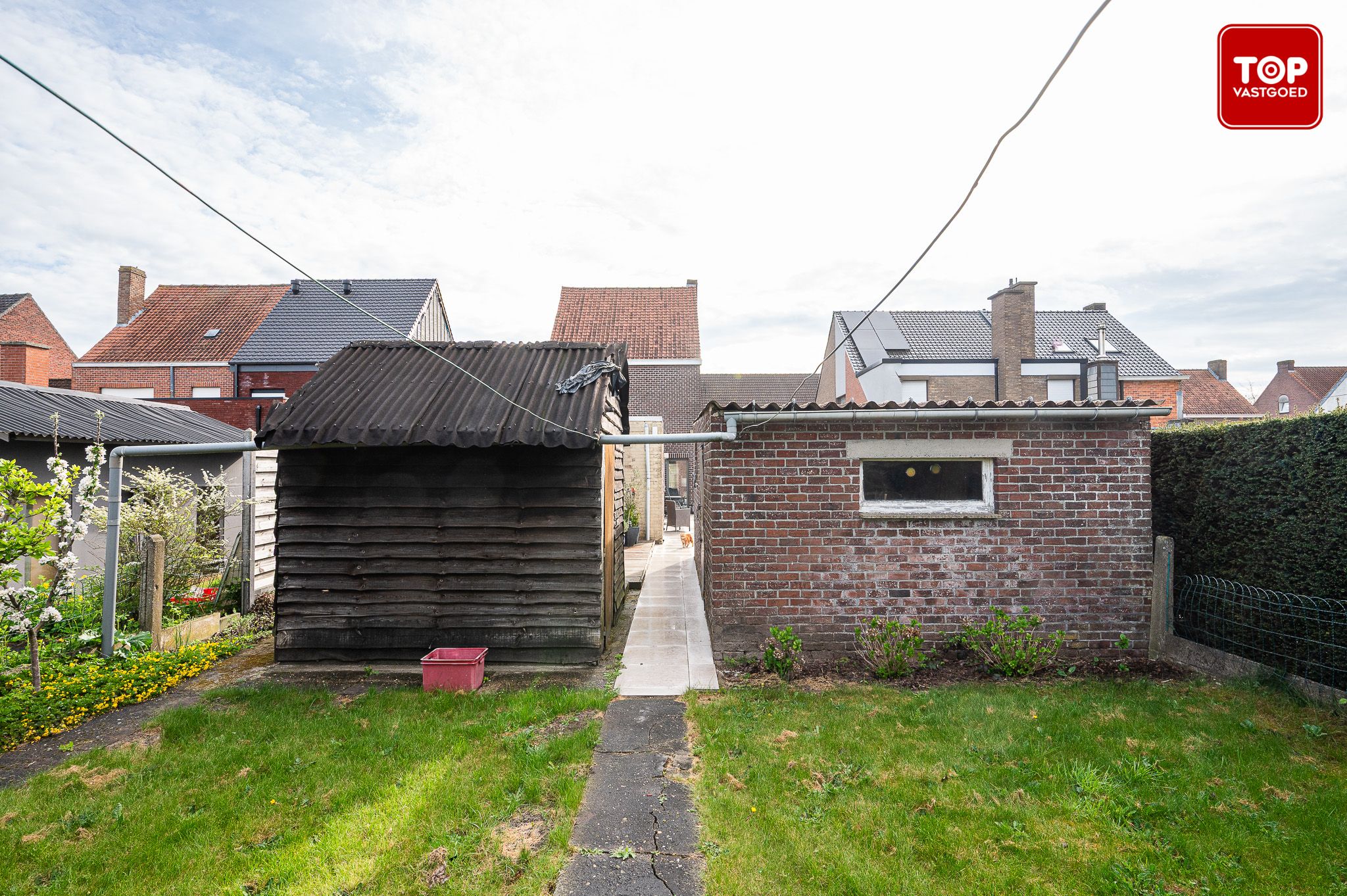 Halfopen woning met leuke tuin in centrum eeklo foto 22