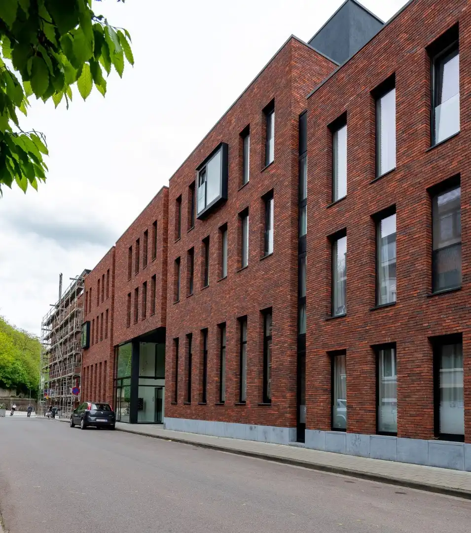 Instapklare en energiezuinige studentenkamer met privébadkamer in hartje Leuven foto {{pictureIndex}}