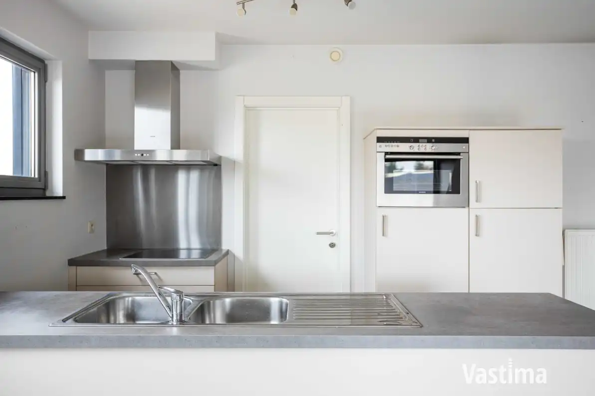Instapklaar 2-slaapkamerappartement met zuidgericht terras én garage foto 8