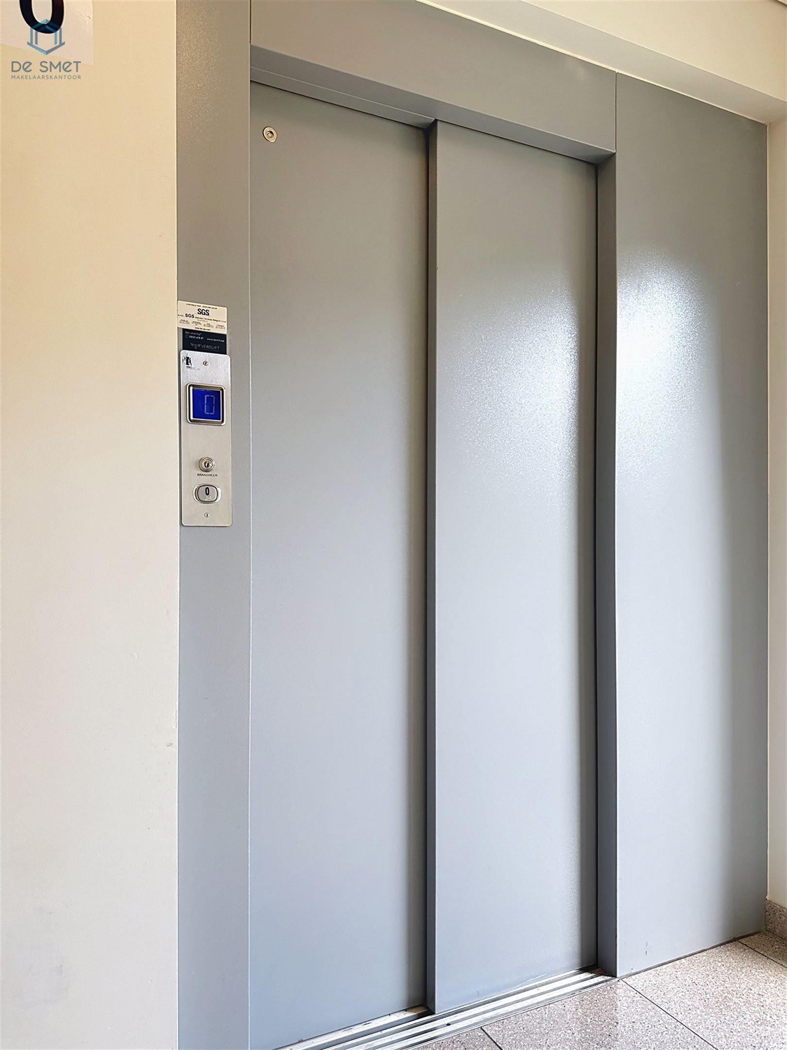 Nieuw te koop in Halle Instapklaar 1-slaapkamerappartement met ruime garagebox! foto 14