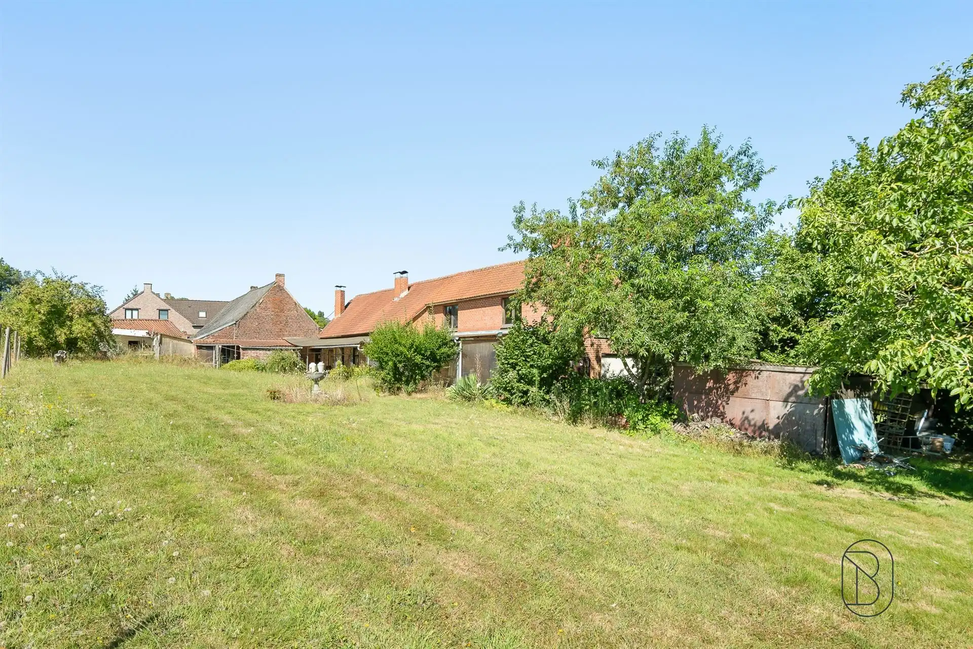 Charmante te renoveren woning op 29 are foto 17