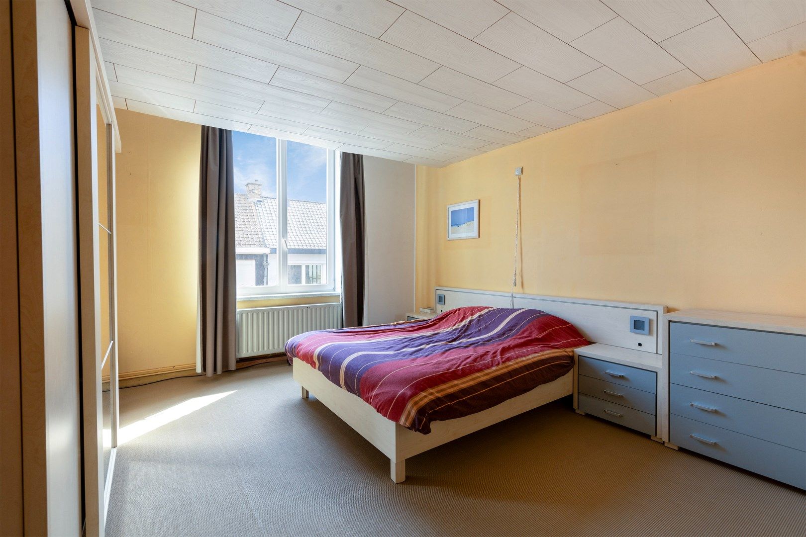 Grote eigendom met 5 kamers, garage en grote tuin! foto 9