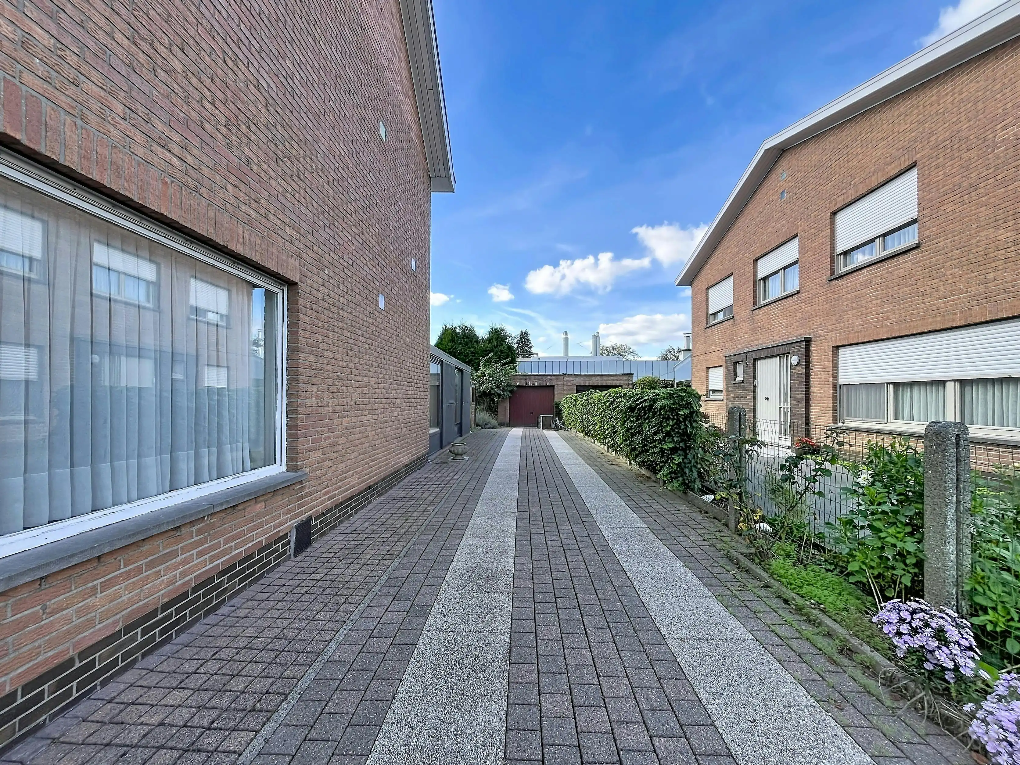 Halfopen huis met 3 slaapkamers te koop in centrum Ursel foto 28