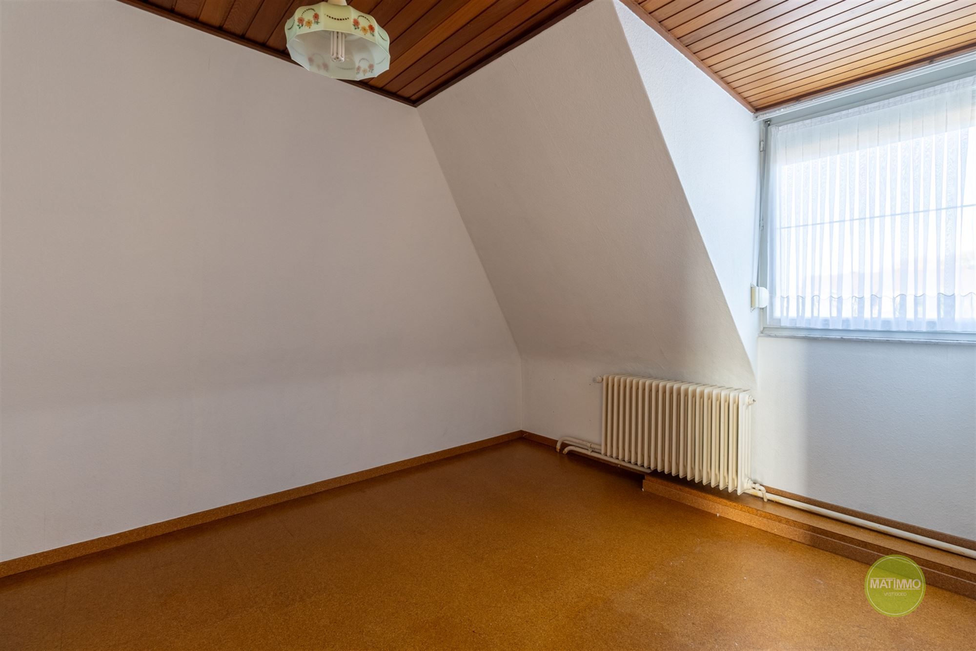 Ruime gezinswoning met 4 slaapkamers in Mol foto 14