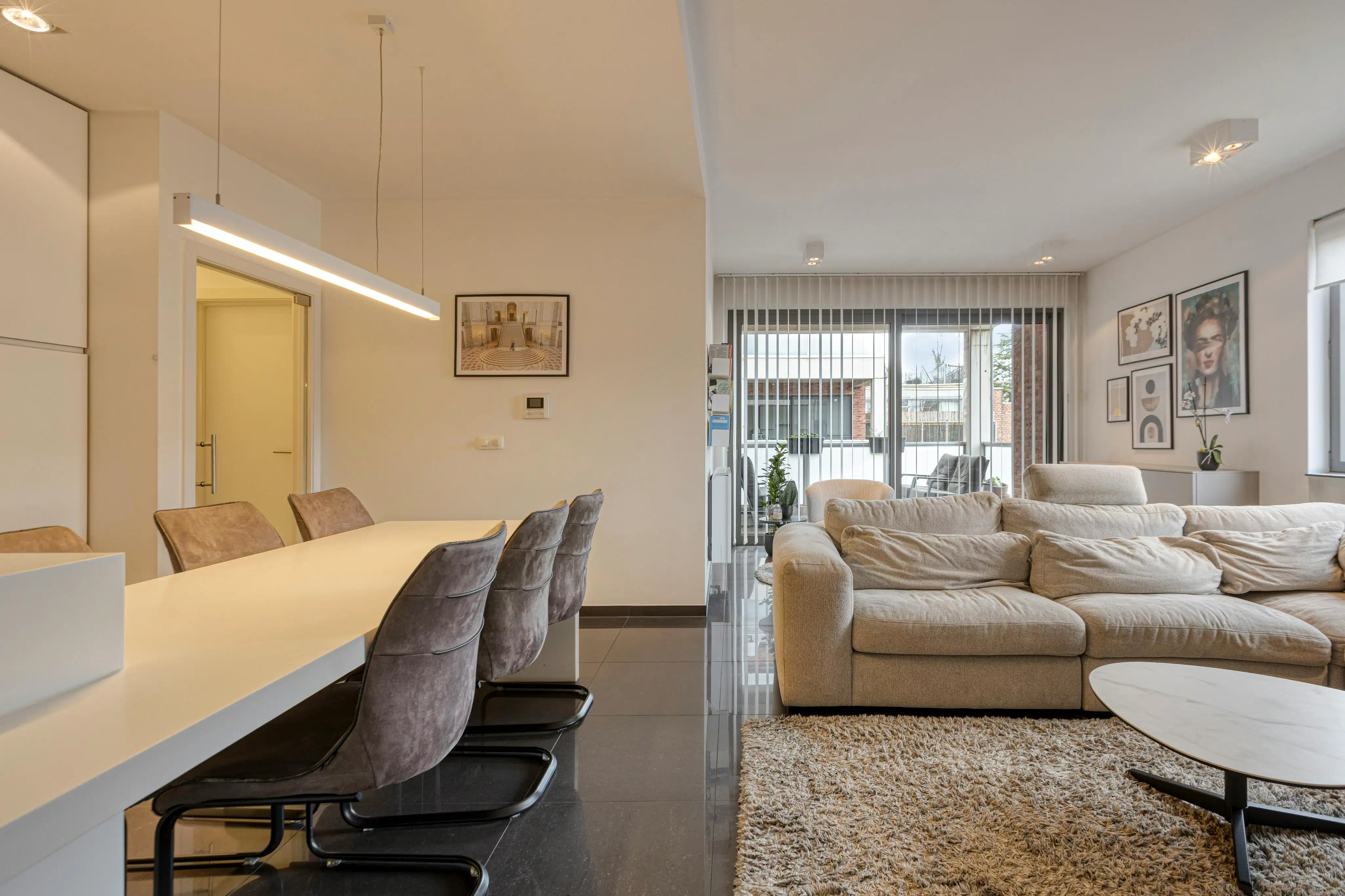 Instapklaar en energiezuinig appartement nabij hartje Hasselt foto 8