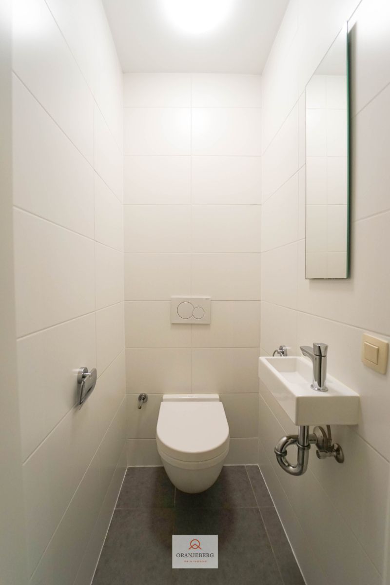 2 slaapkamerappartement met terras en 2 autostaanplaatsen foto 27