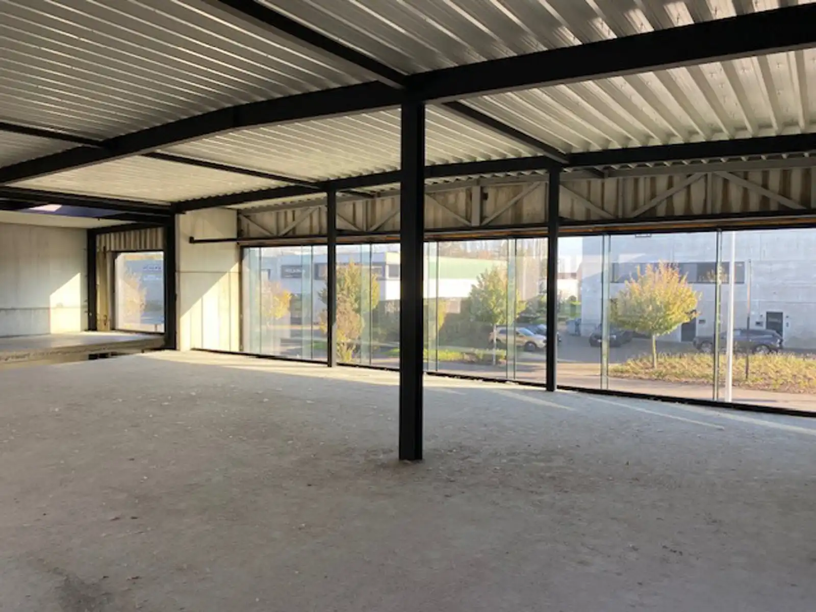 EXCLUSIEF INDUSTRIEEL COMPLEX, MODERN CASCO MULTIFUNCTIONEEL foto 13