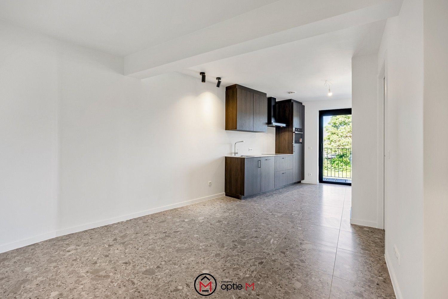 Wonen in het hart van Hasselt – slimme, complete studio foto 3