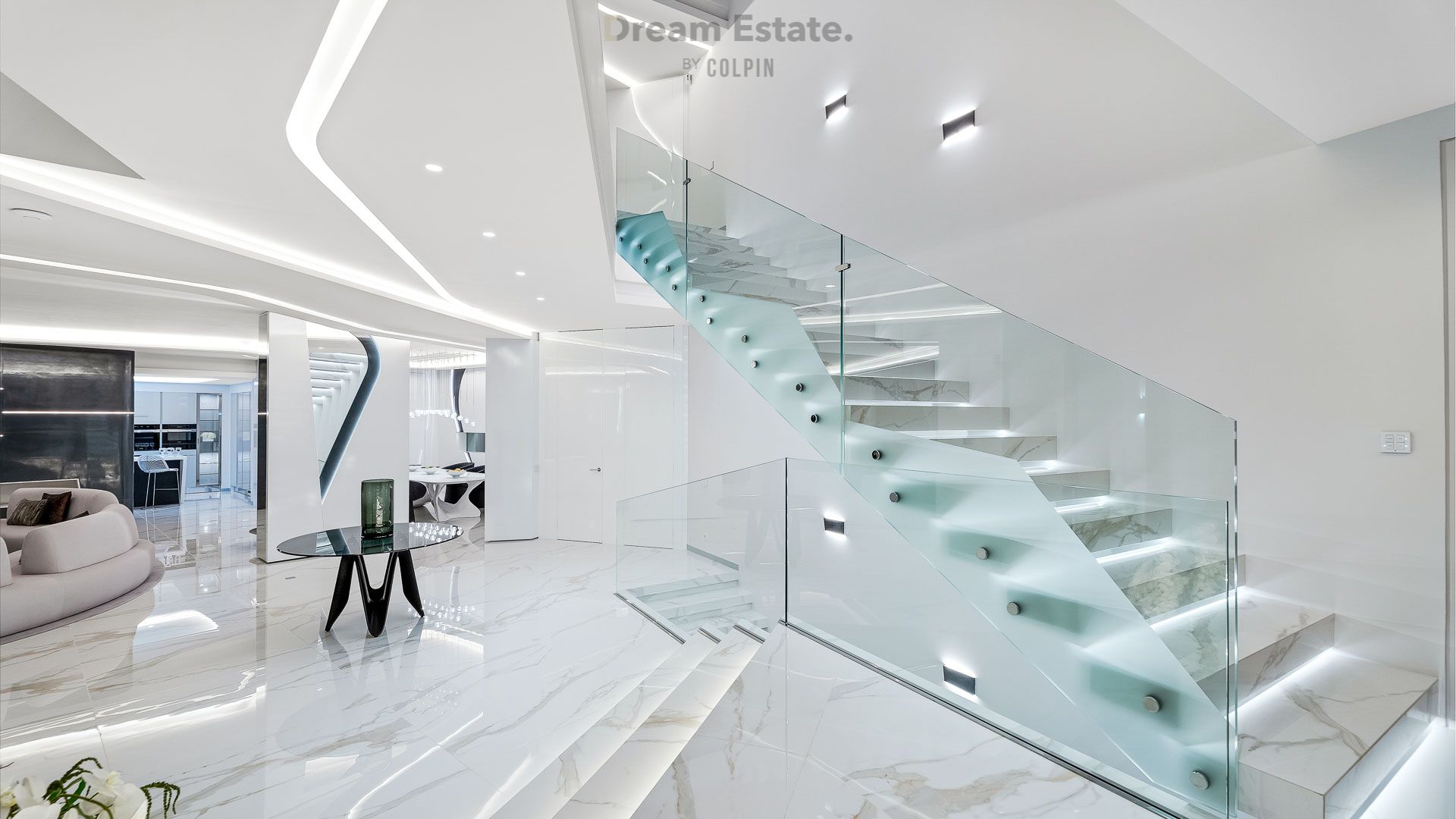 Hypermoderne frontline villa in Los Monteros foto 9