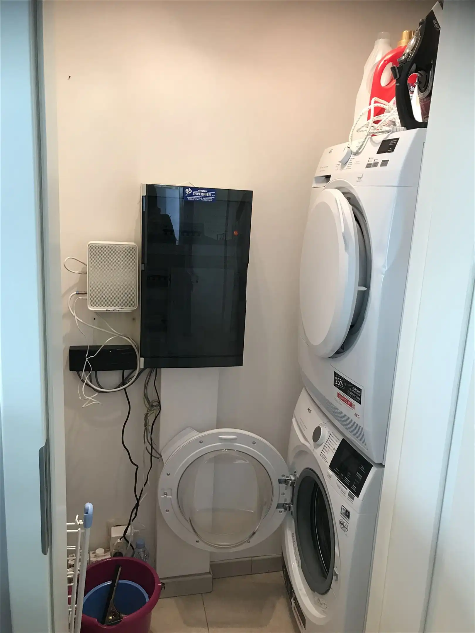 Gelijkvloers 2-slaapkamerappartement met een tuin foto 11