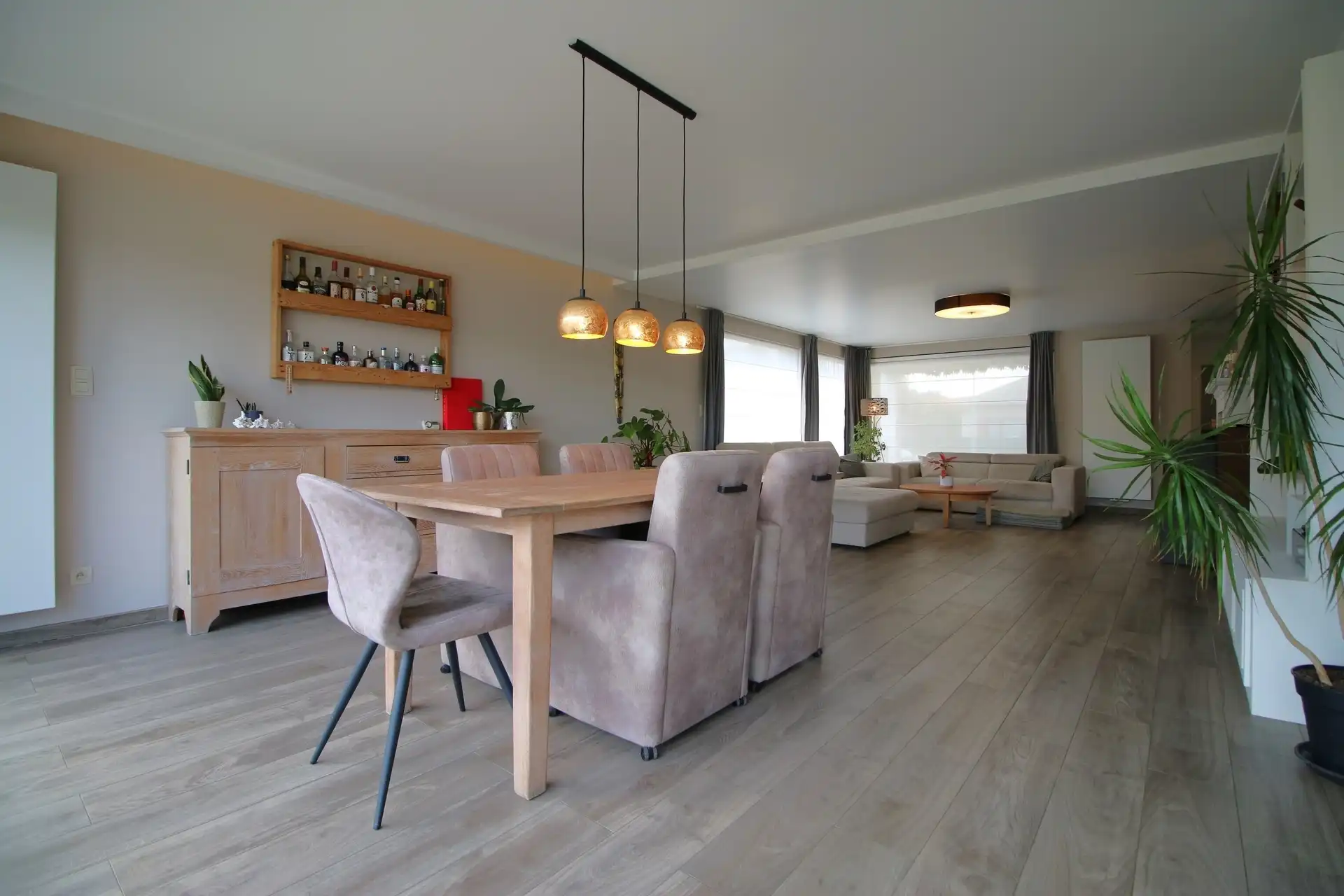 Knap gerenoveerde woning in rustige wijk foto 7