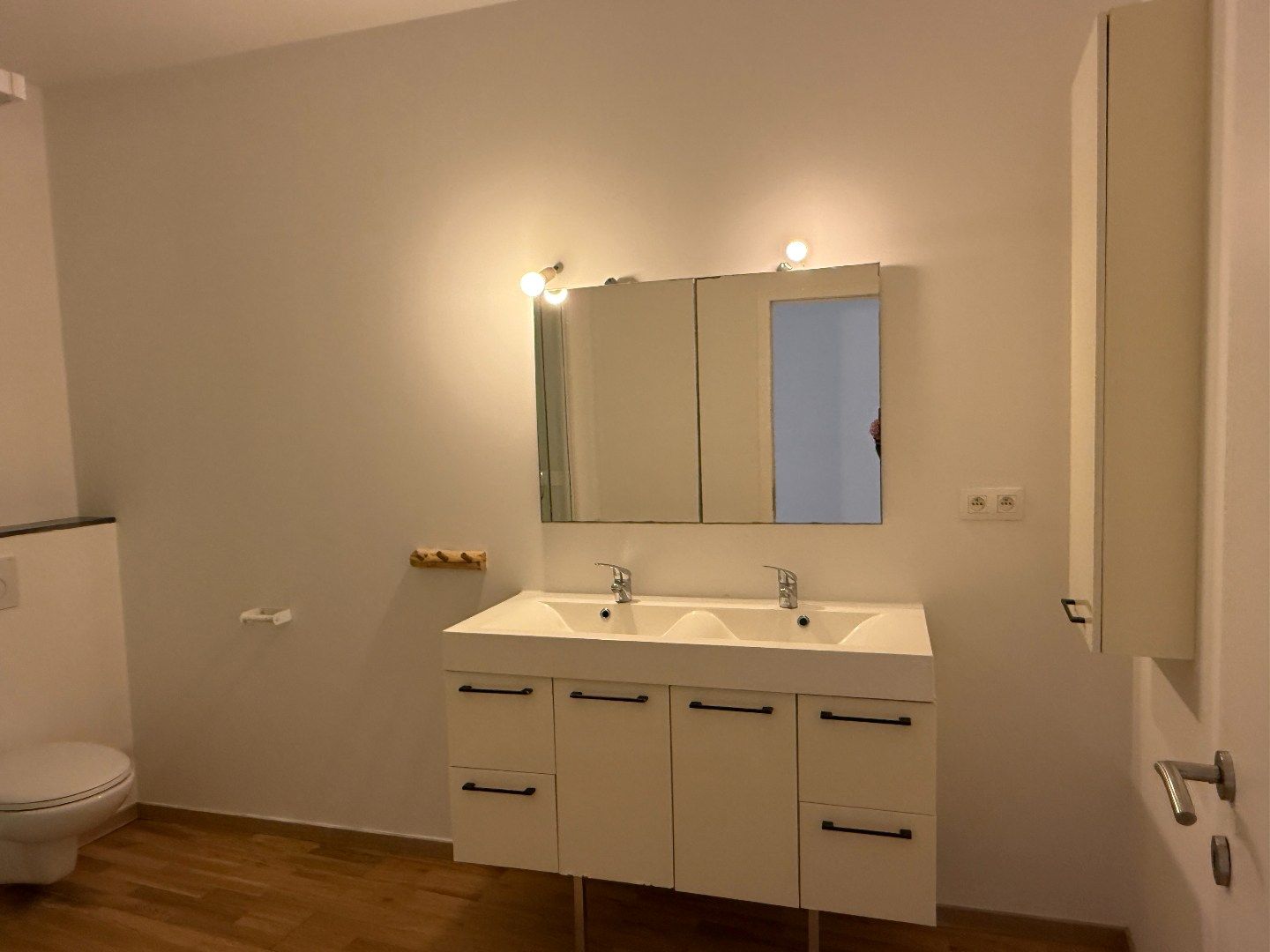 Verzorgd gelijkvloers 1-slpk appartement met tuin foto 12