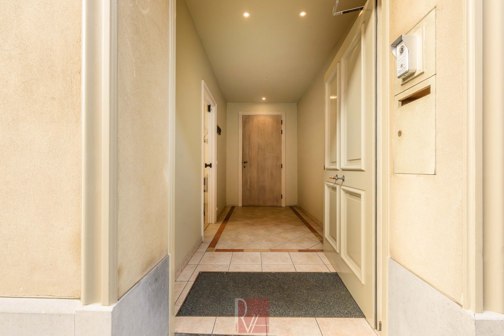 Ruime instapklare woning te koop in Aarsele (Tielt) foto 2