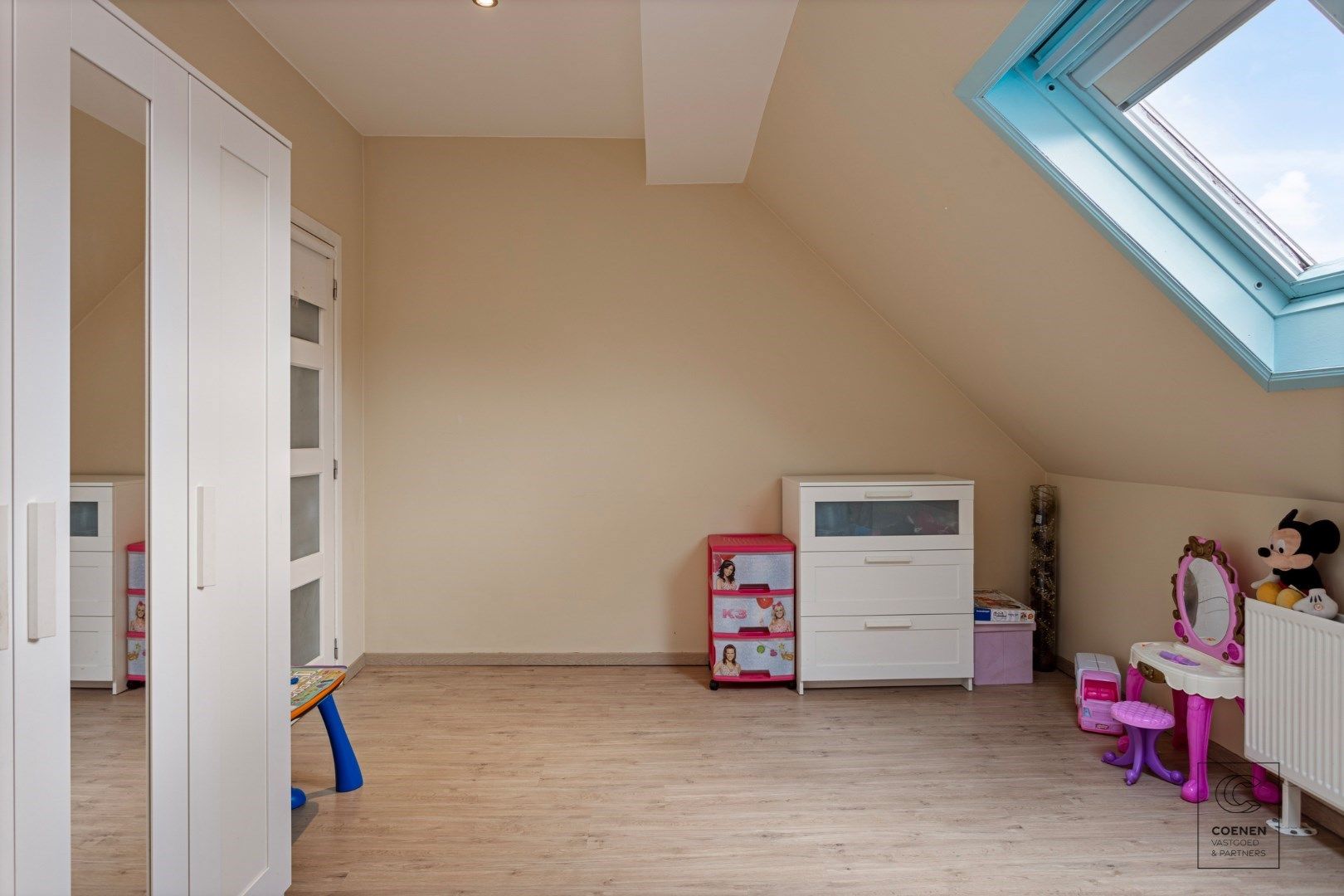 Ruime woning met 5 slpk's en een bew opp van 155 m² op zeer centrale ligging te Merksem foto 20