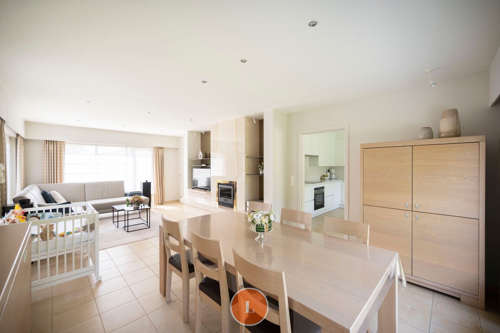 Ruime en rustige gelegen woning op een perceel van 744m² foto 7