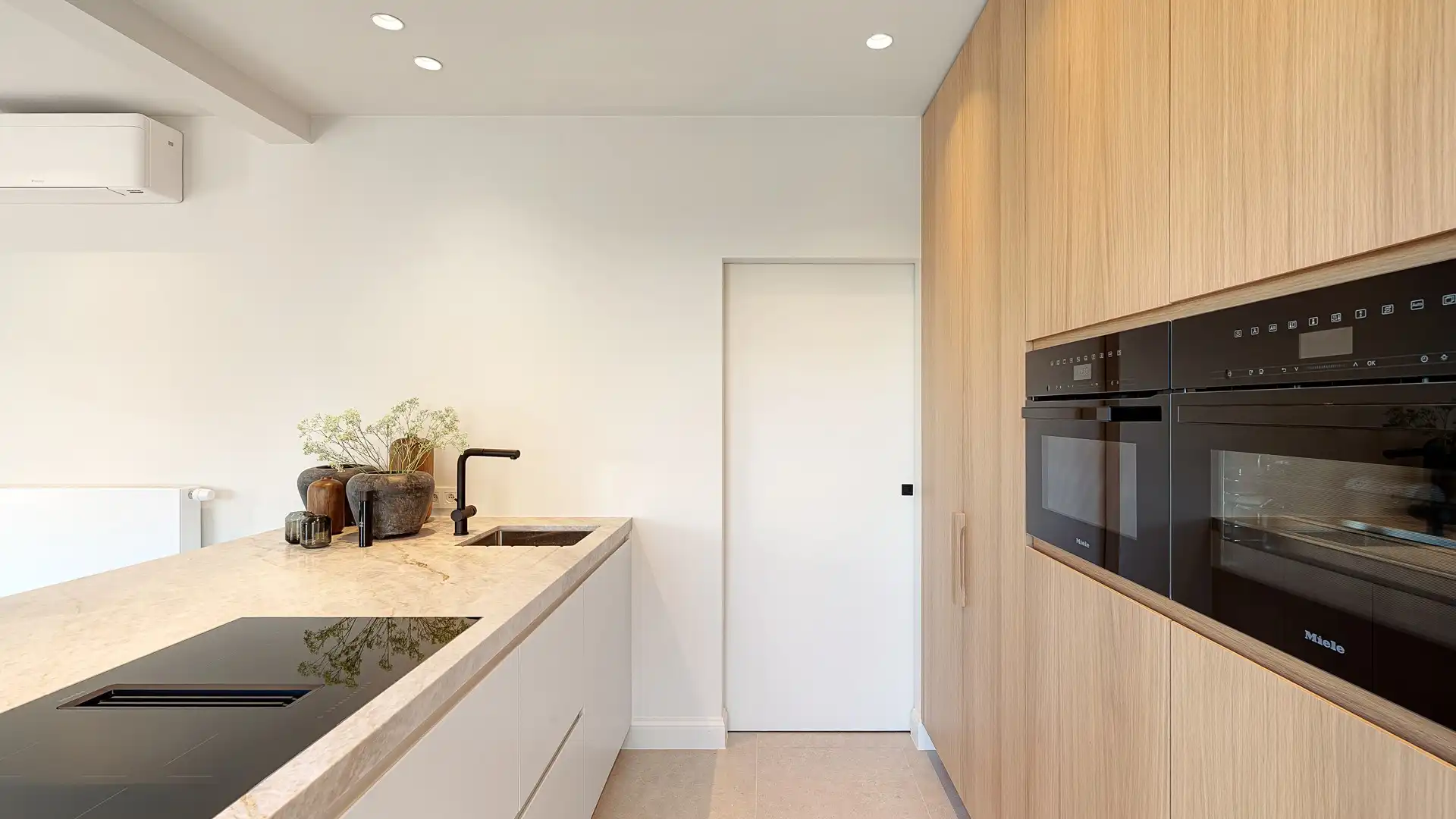 Luxe koppelvilla op toplocatie in Duinbergen – volledig gerenoveerd & instapklaar foto 10