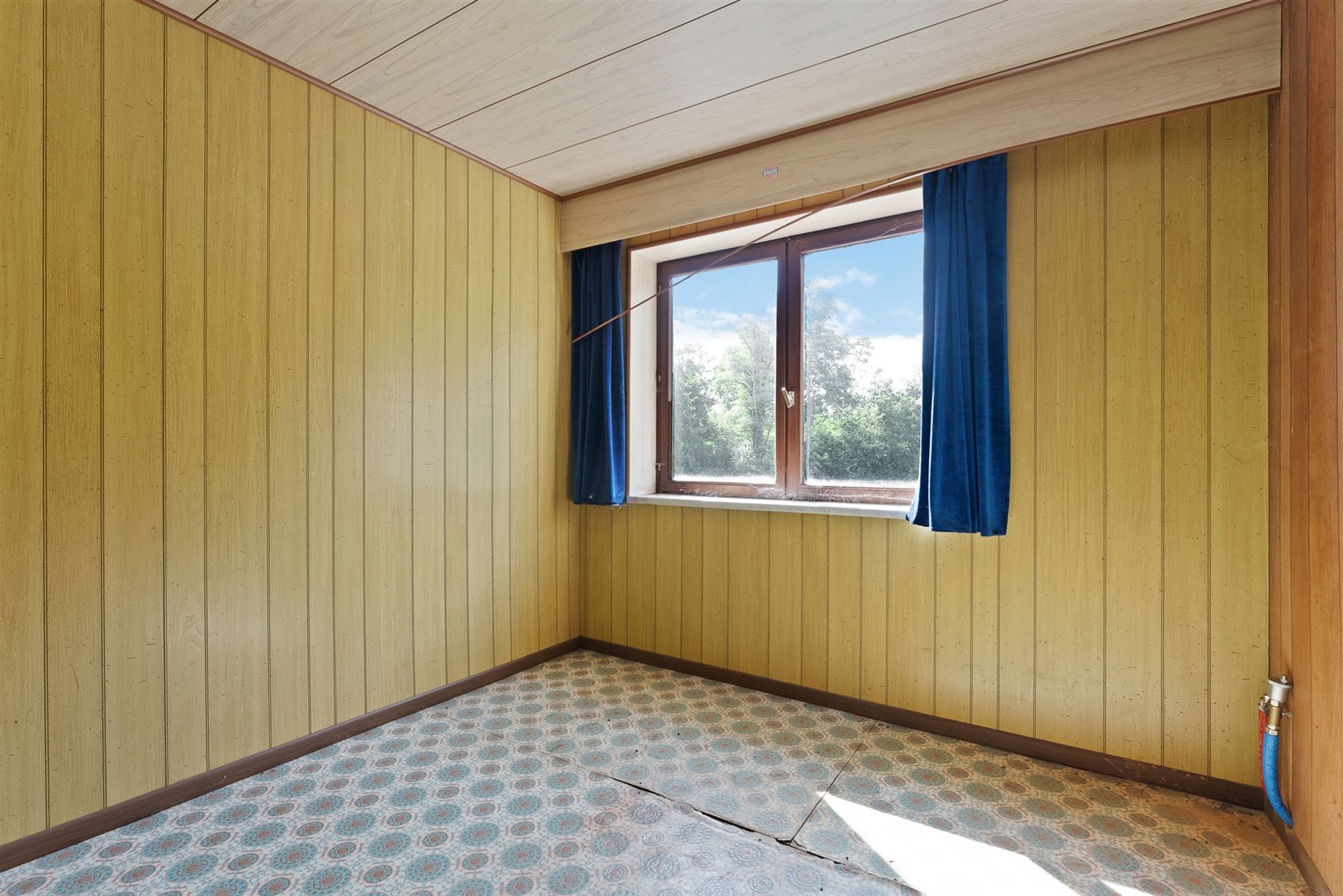 WONING MET ZICHT OP KANAAL OP PRACHTIGE LIGGING foto 23