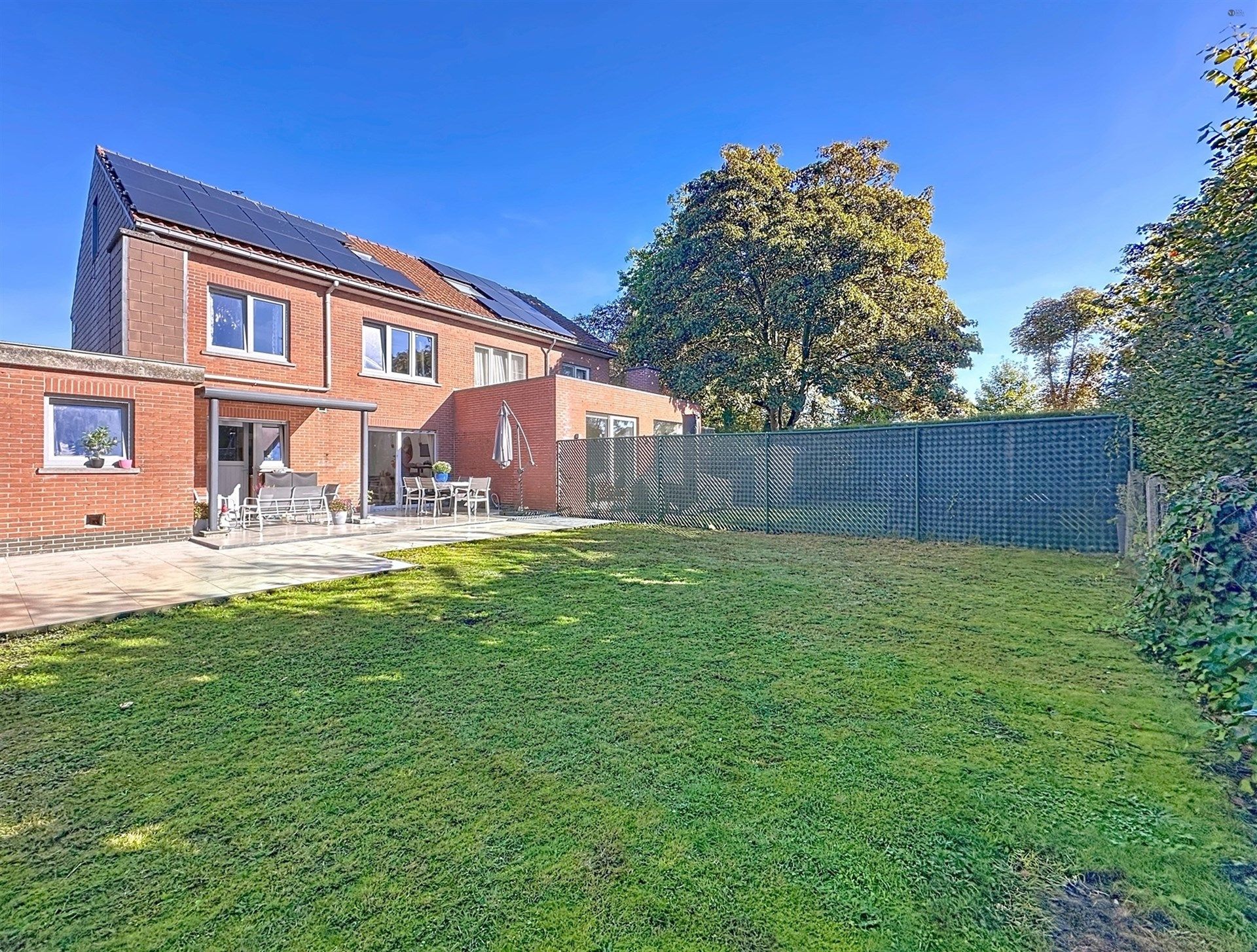 Instapklare woning met 4 slpks en garage in Nieuwkerken op perceel van 255m² foto 7
