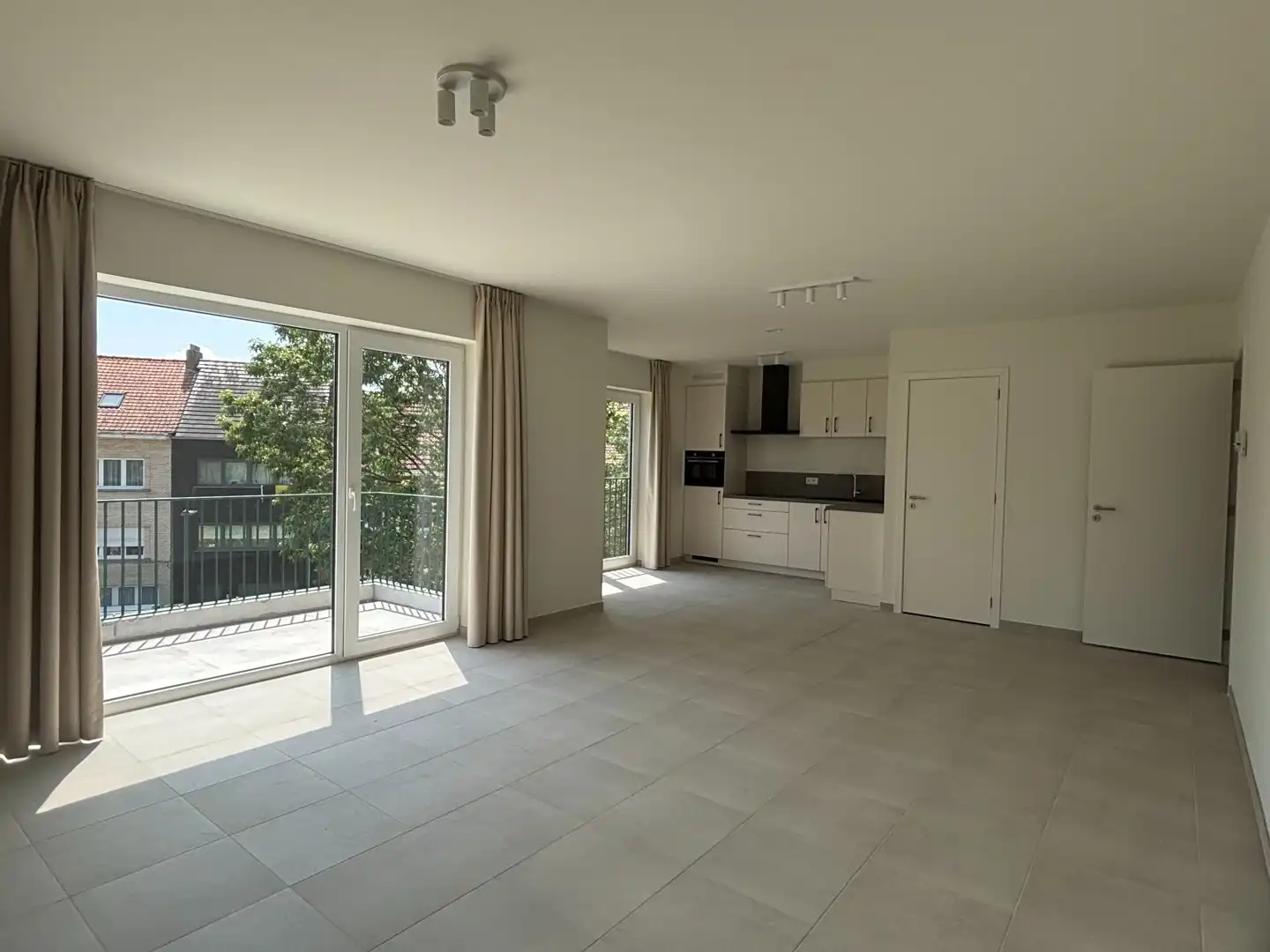 Stijlvol nieuwbouwappartement met 2 slaapkamers, ruim terras, ondergrondse staanplaats en berging in Residentie Groenloo – Koningslo (Vilvoorde) foto 5