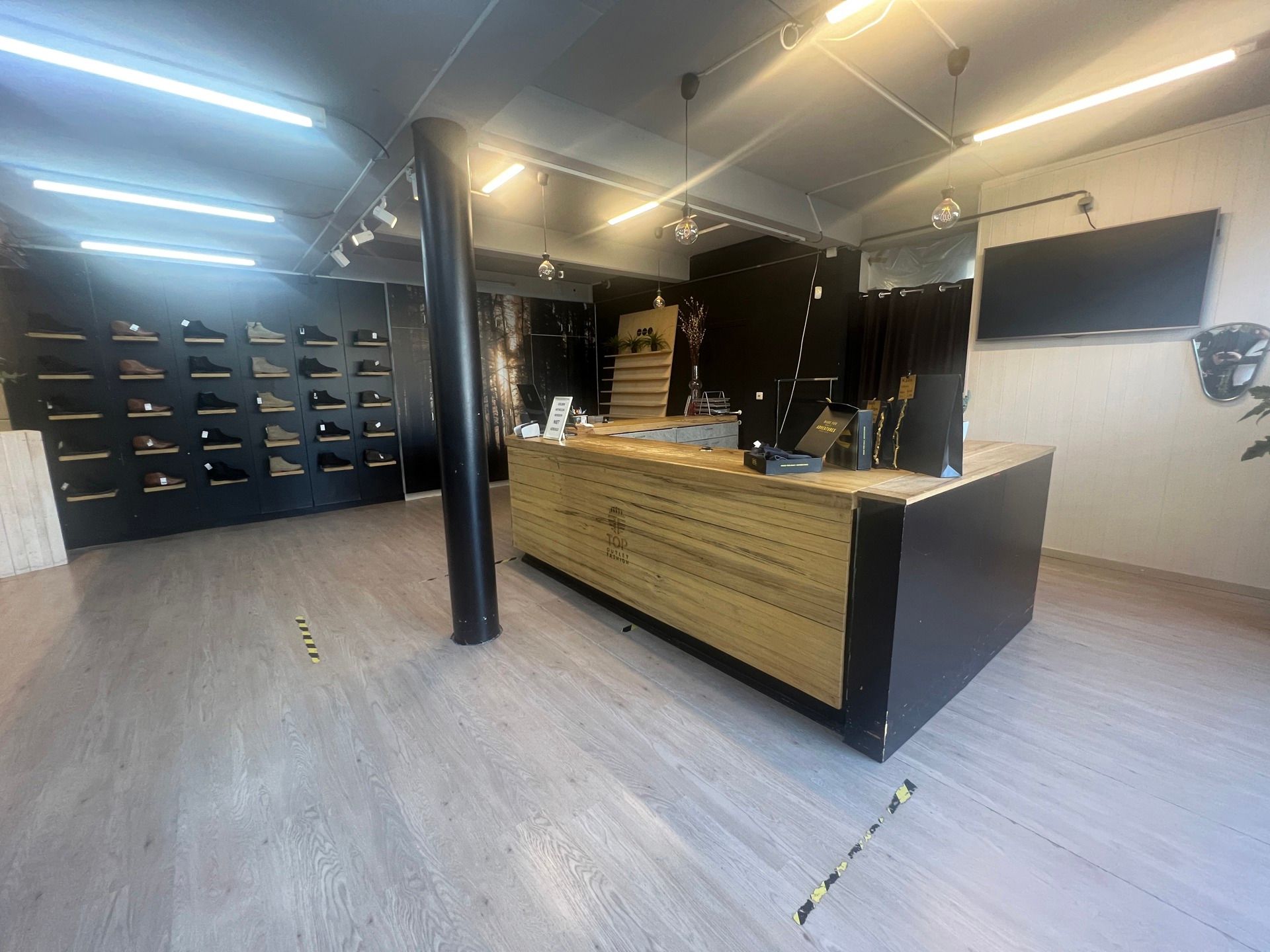 Baanwinkel van 725m² foto 15