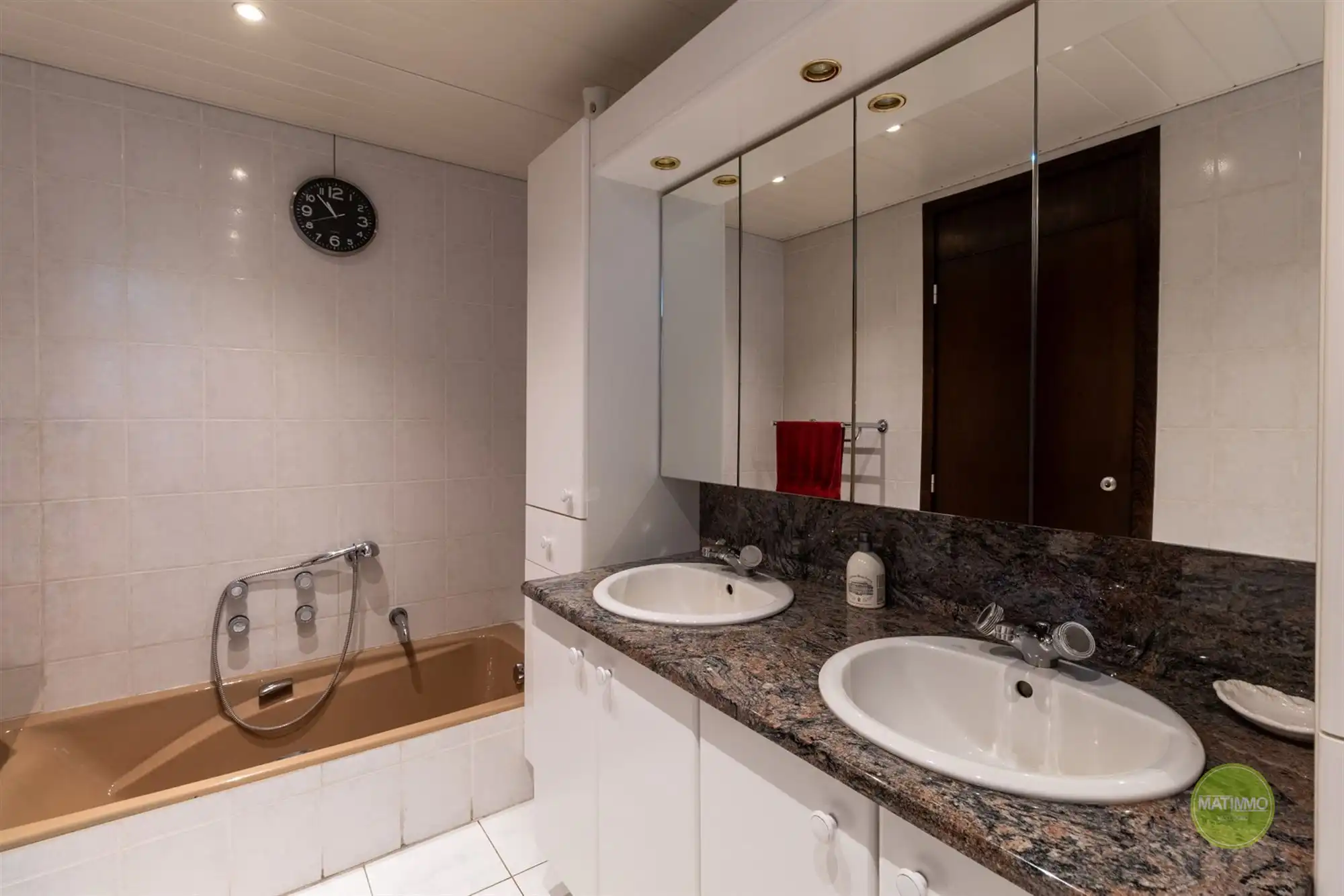 Ruime open bebouwing met 4 slaapkamers op toplocatie in Mol foto 22