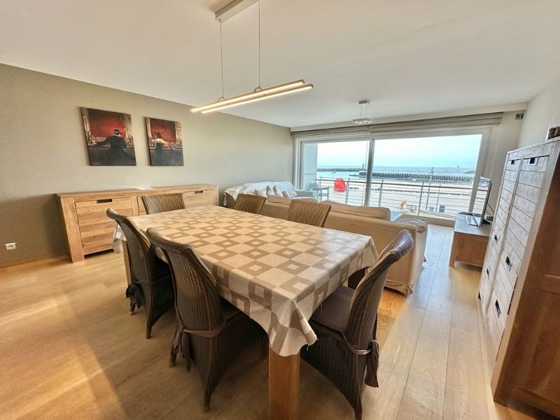 Res. Commodore - gemeubeld 2 slpk app. met kelder en mogelijkheid tot huren van garage ! foto 7